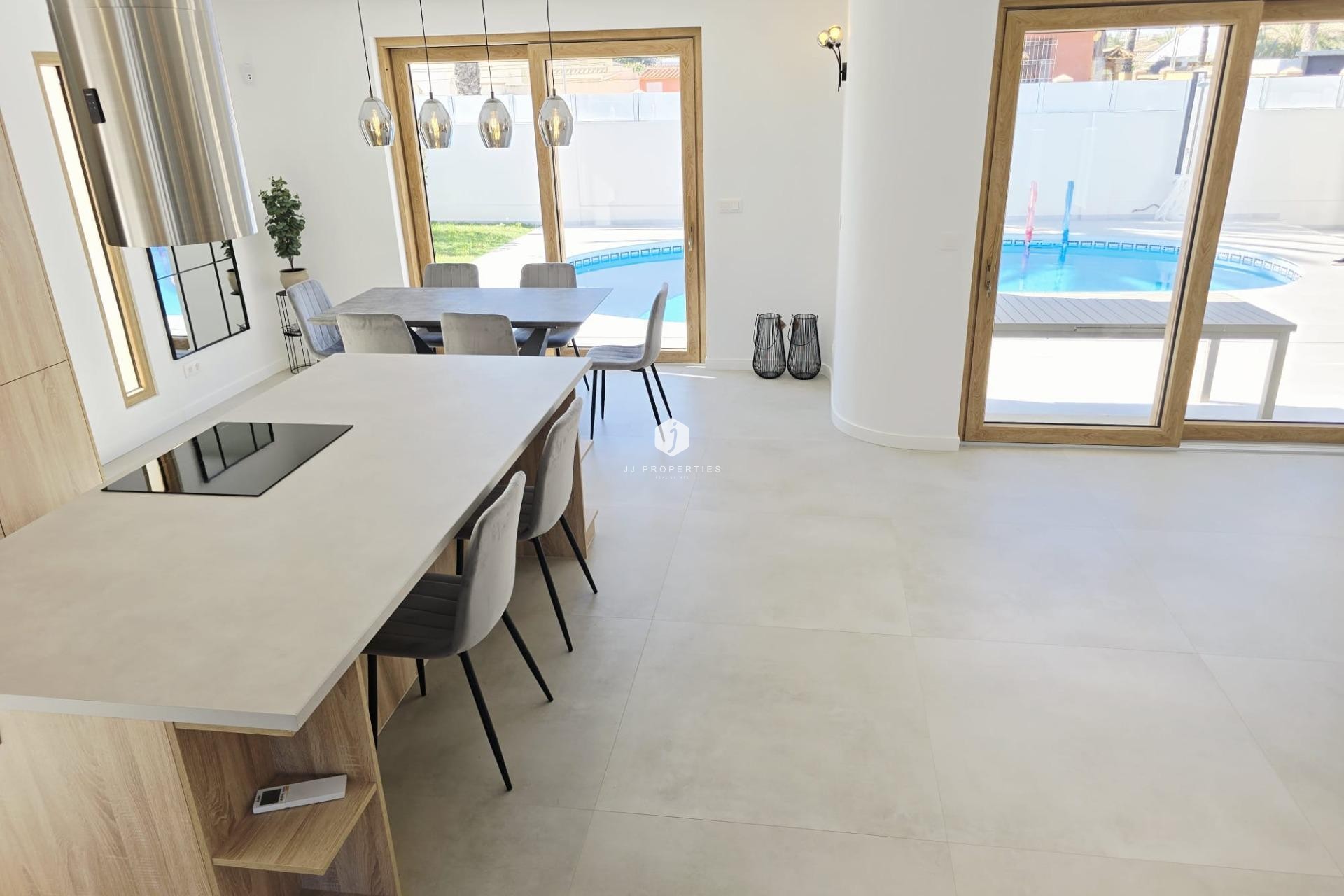 Resale - Villa -
Orihuela Costa - Cabo Roig