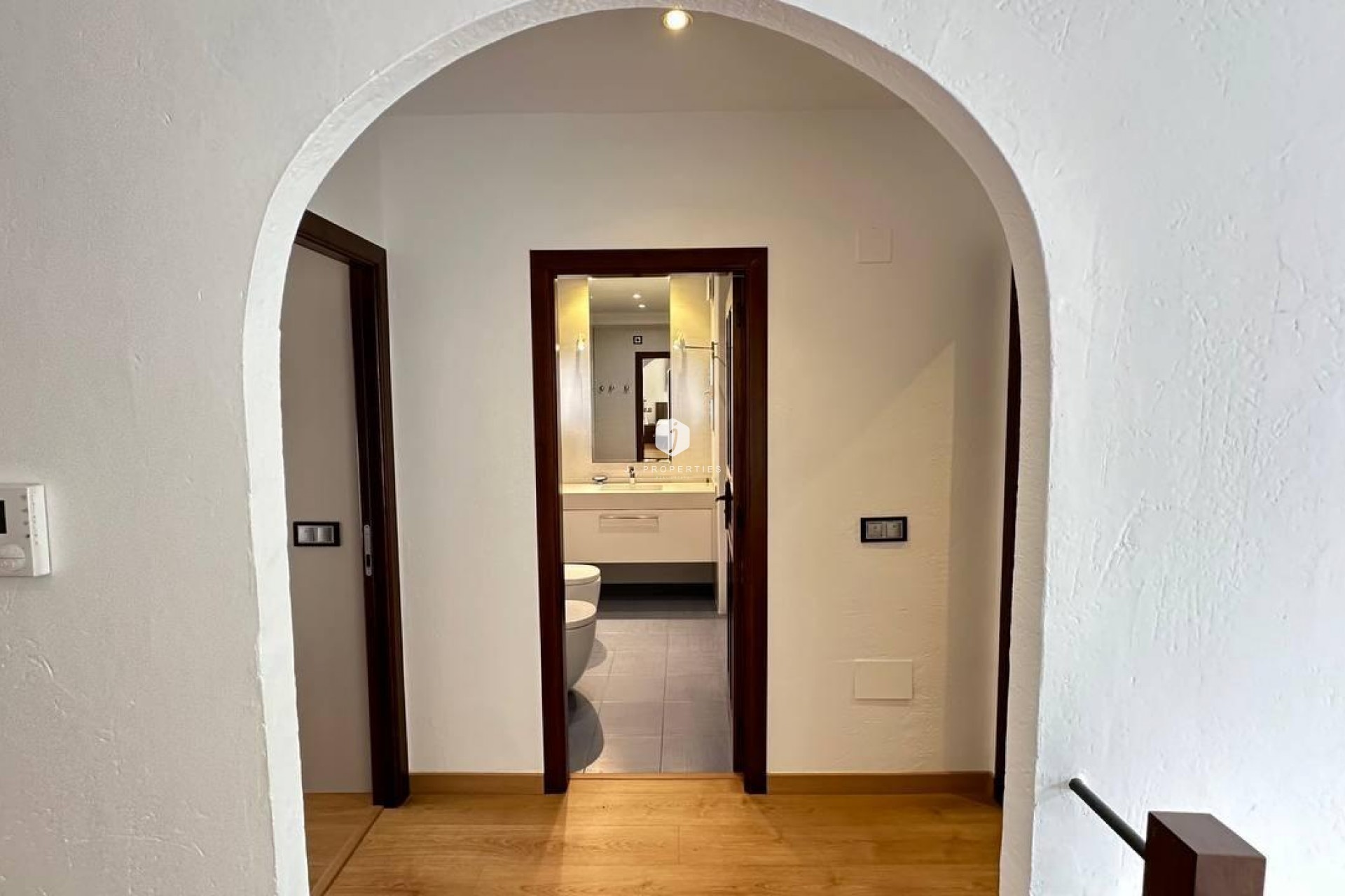 Resale - Villa -
Orihuela Costa - Campoamor