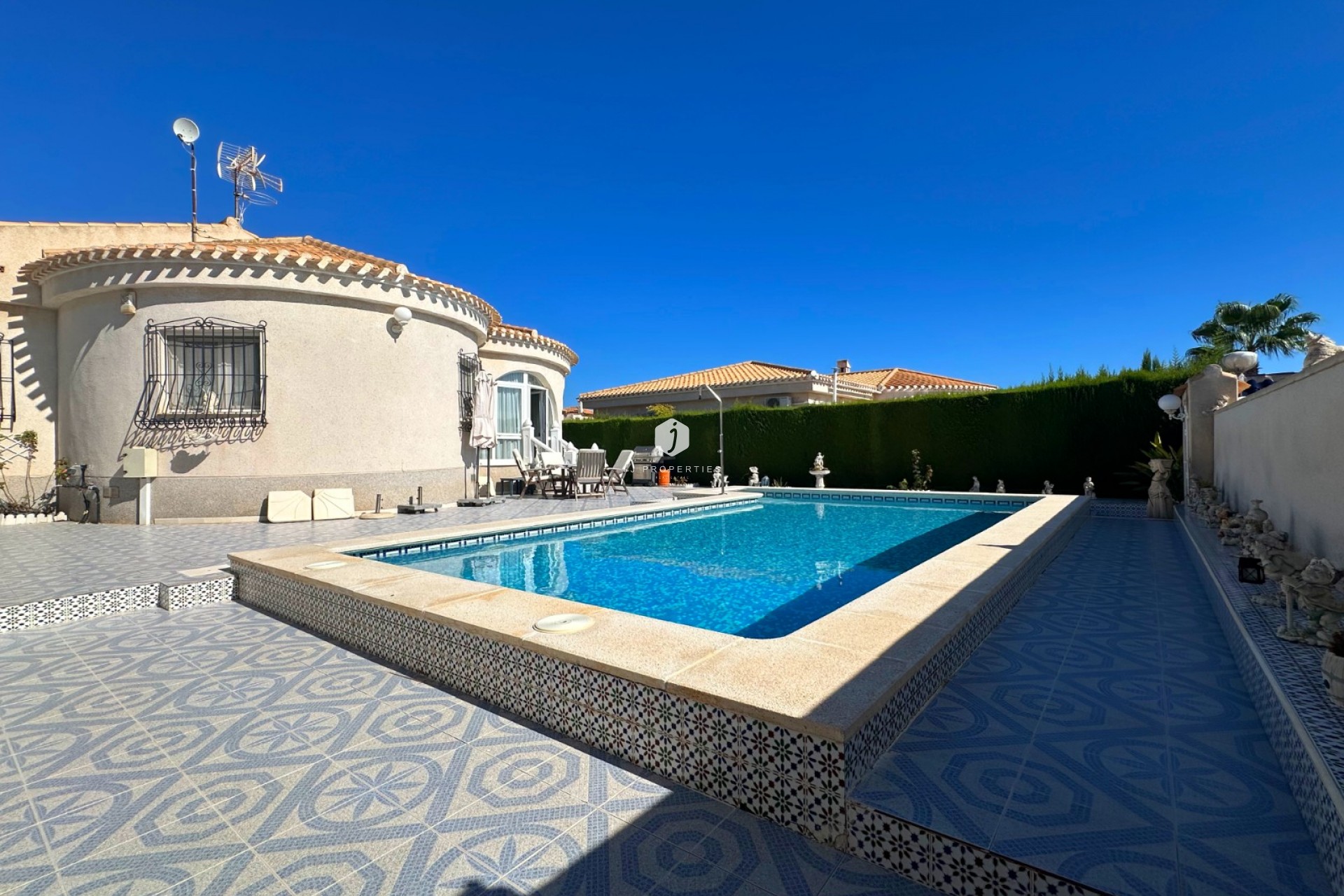 Resale - Villa -
Orihuela Costa - Costa Blanca