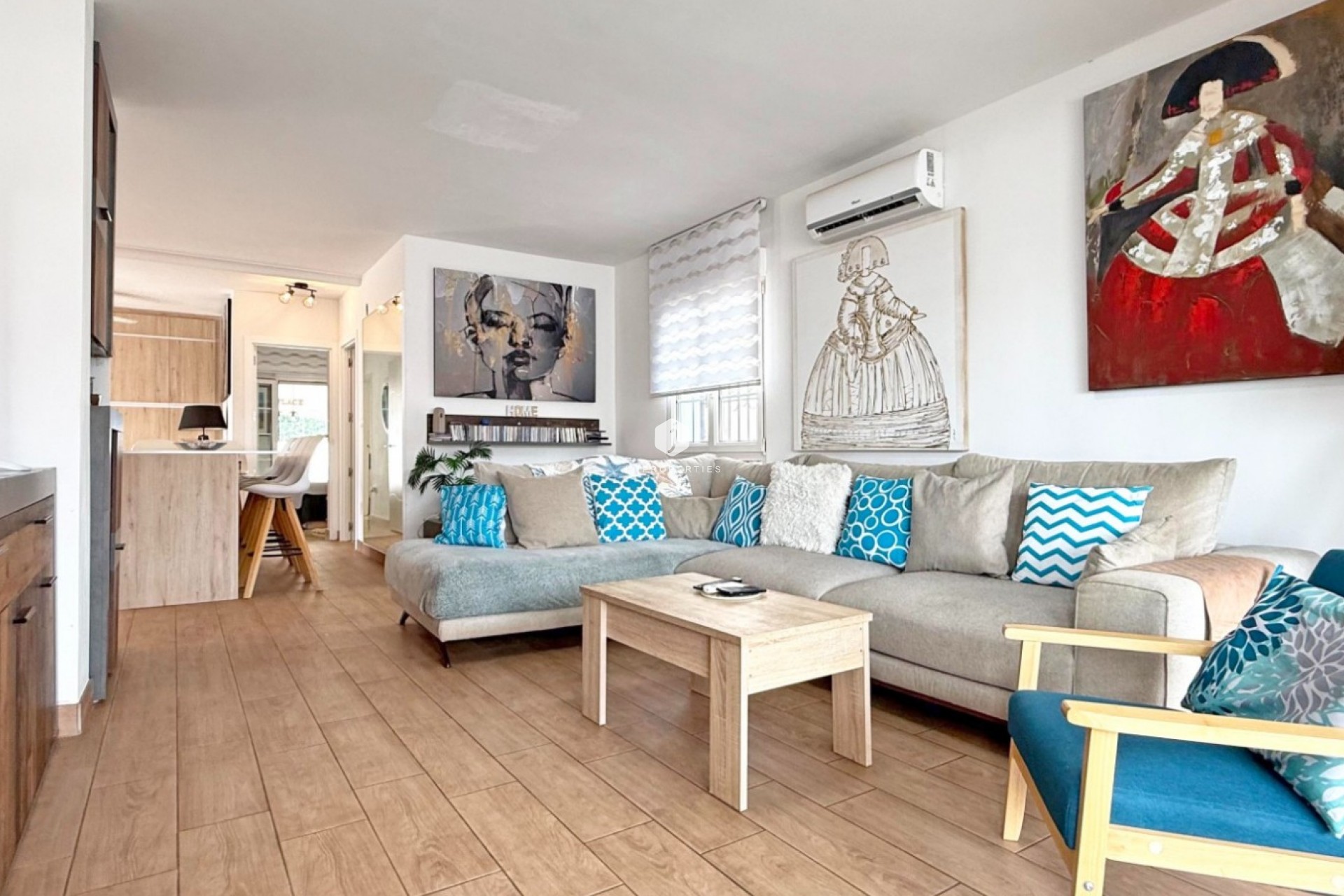 Resale - Villa -
Orihuela Costa - Costa Blanca