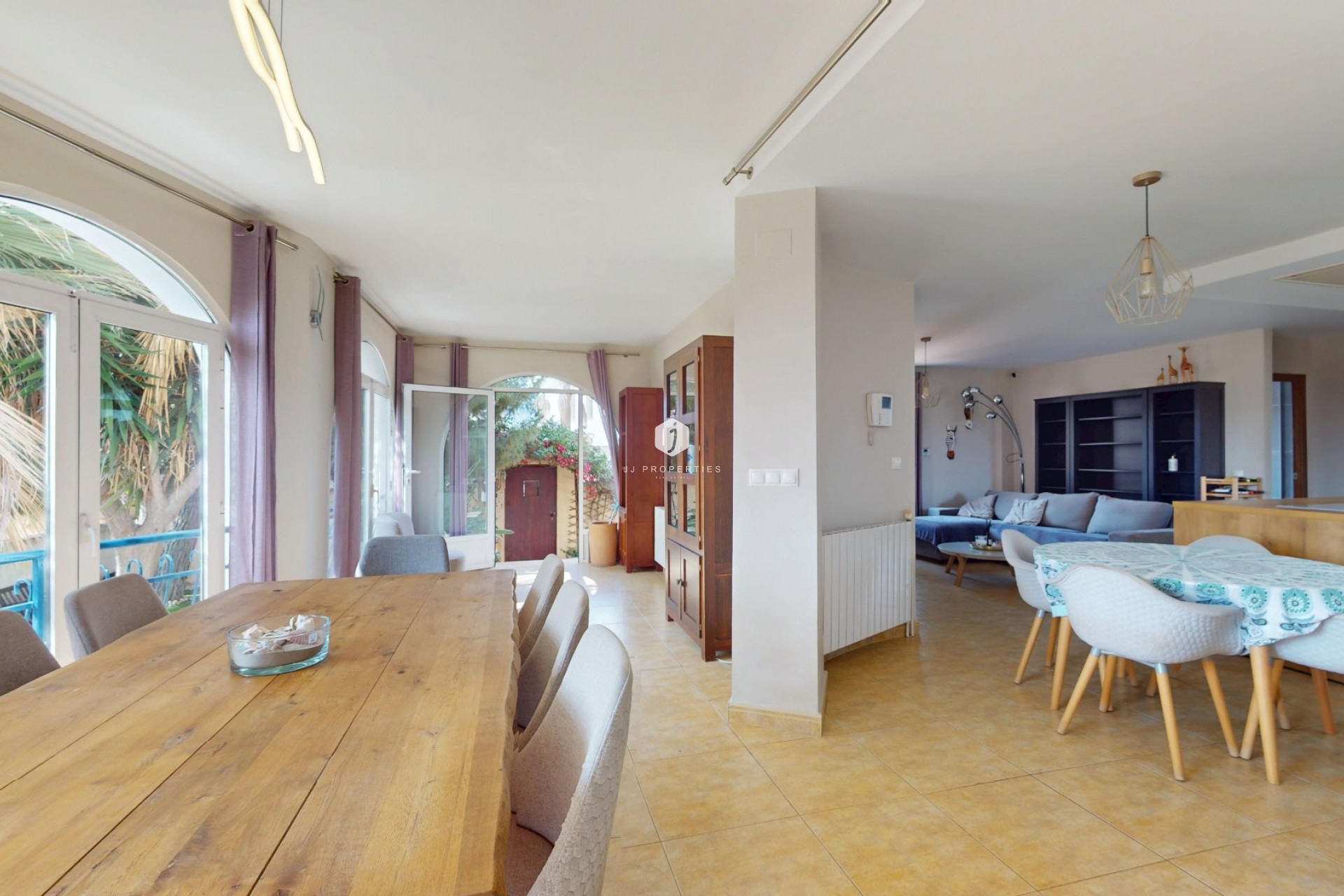 Resale - Villa -
Orihuela Costa - Costa Blanca