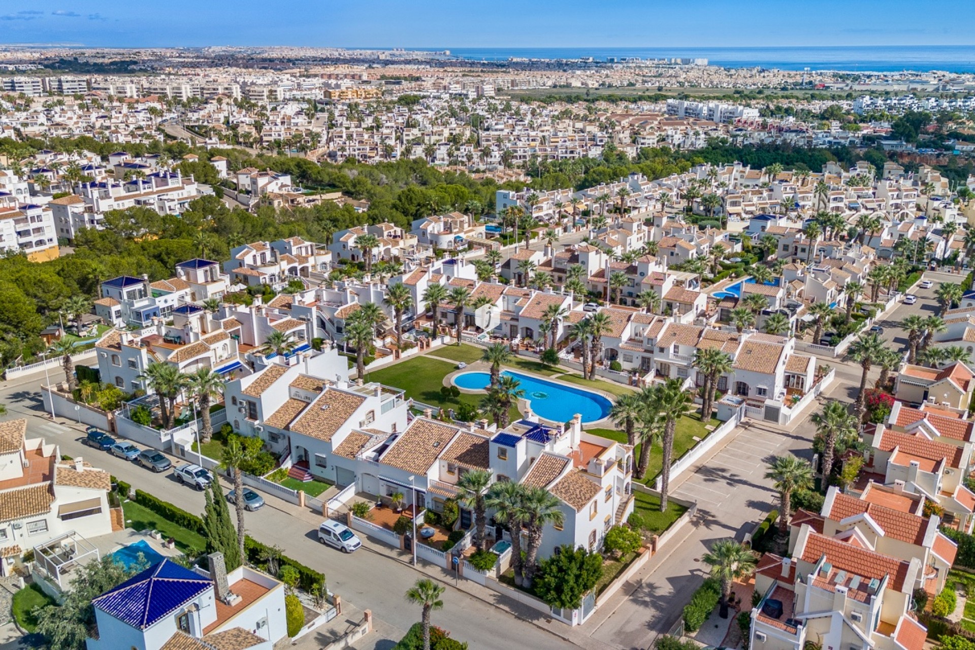 Resale - Villa -
Orihuela Costa - Costa Blanca