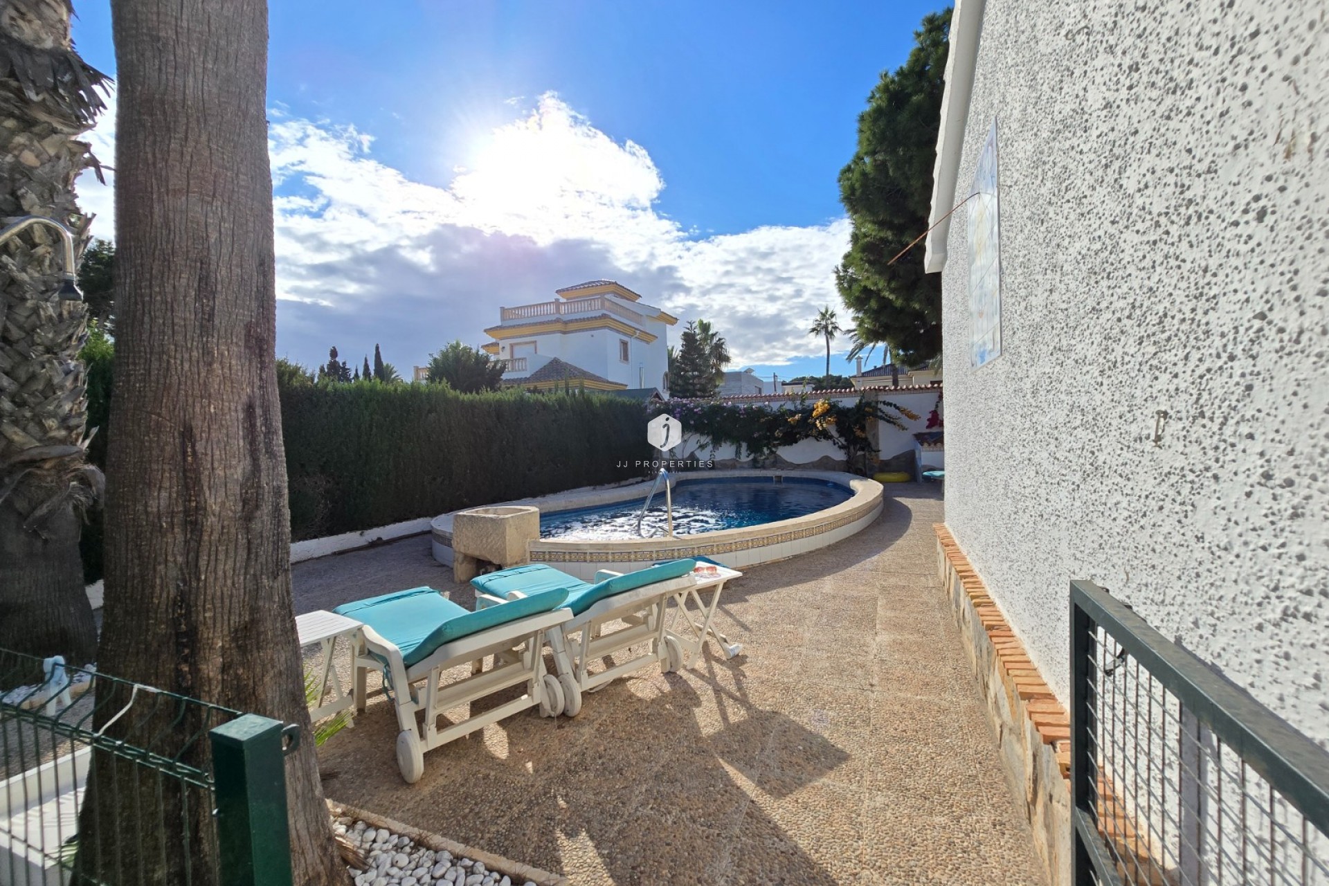 Resale - Villa -
Orihuela Costa - Costa Blanca