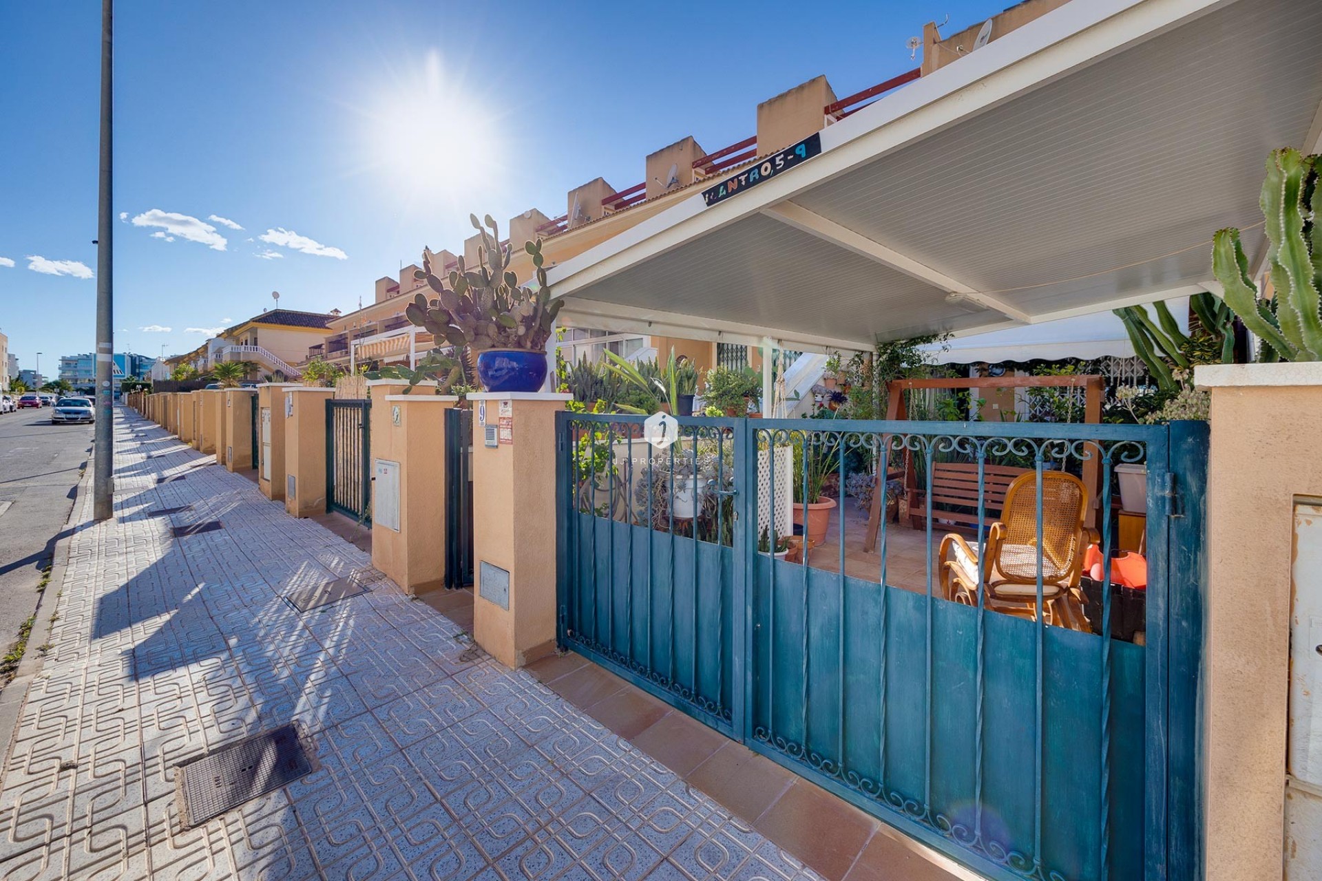 Resale - Villa -
Orihuela Costa - Costa Blanca