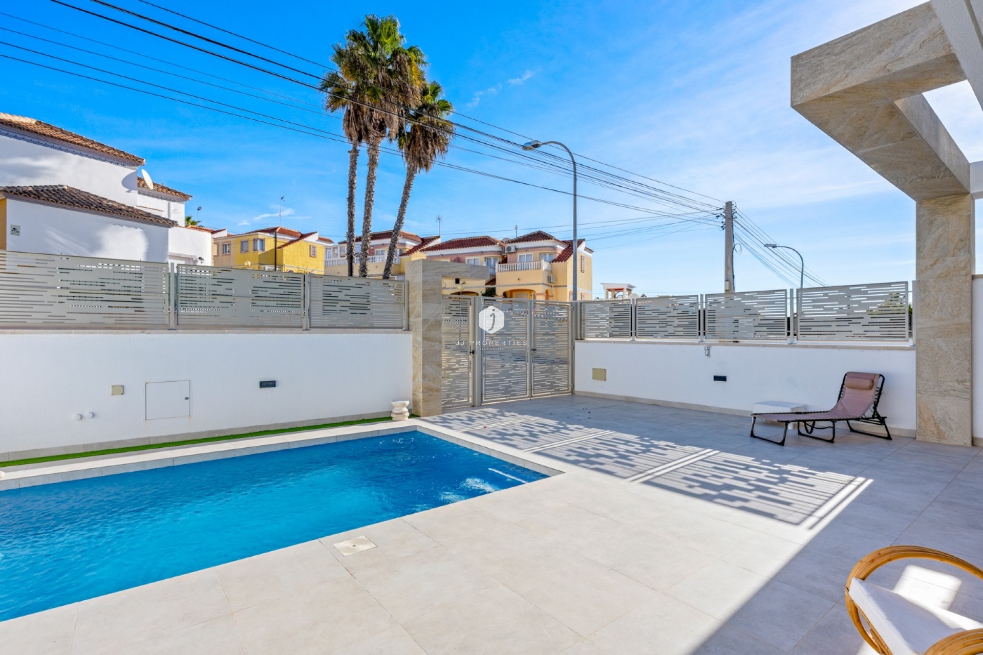 Resale - Villa -
Orihuela Costa - Costa Blanca