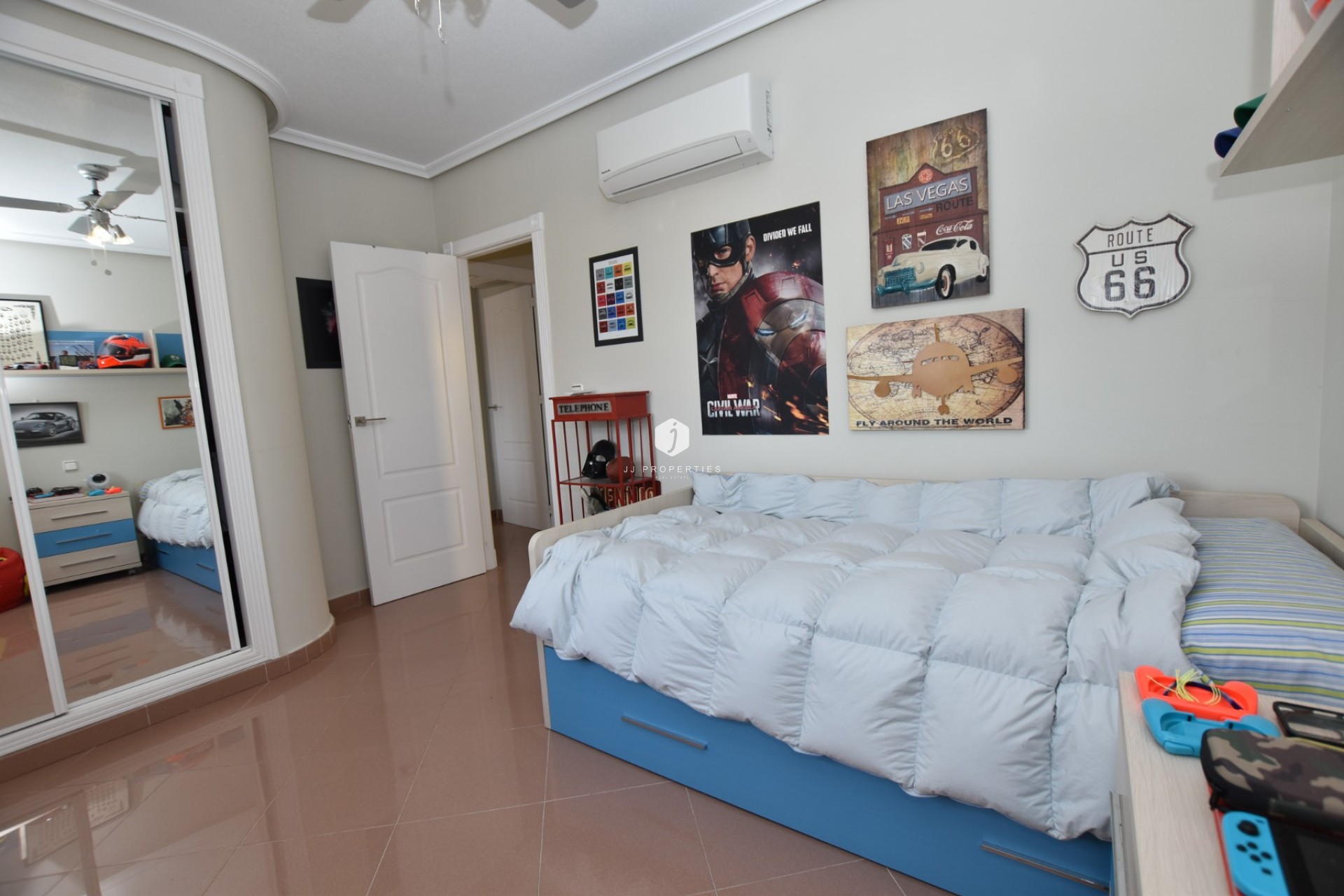 Resale - Villa -
Orihuela Costa - Costa Blanca