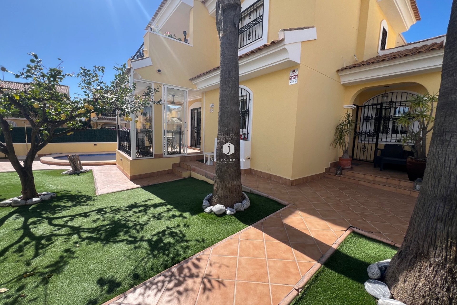Resale - Villa -
Orihuela Costa - Costa Blanca