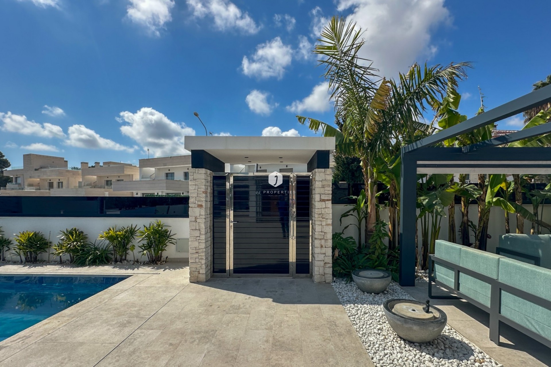 Resale - Villa -
Orihuela Costa - Costa Blanca