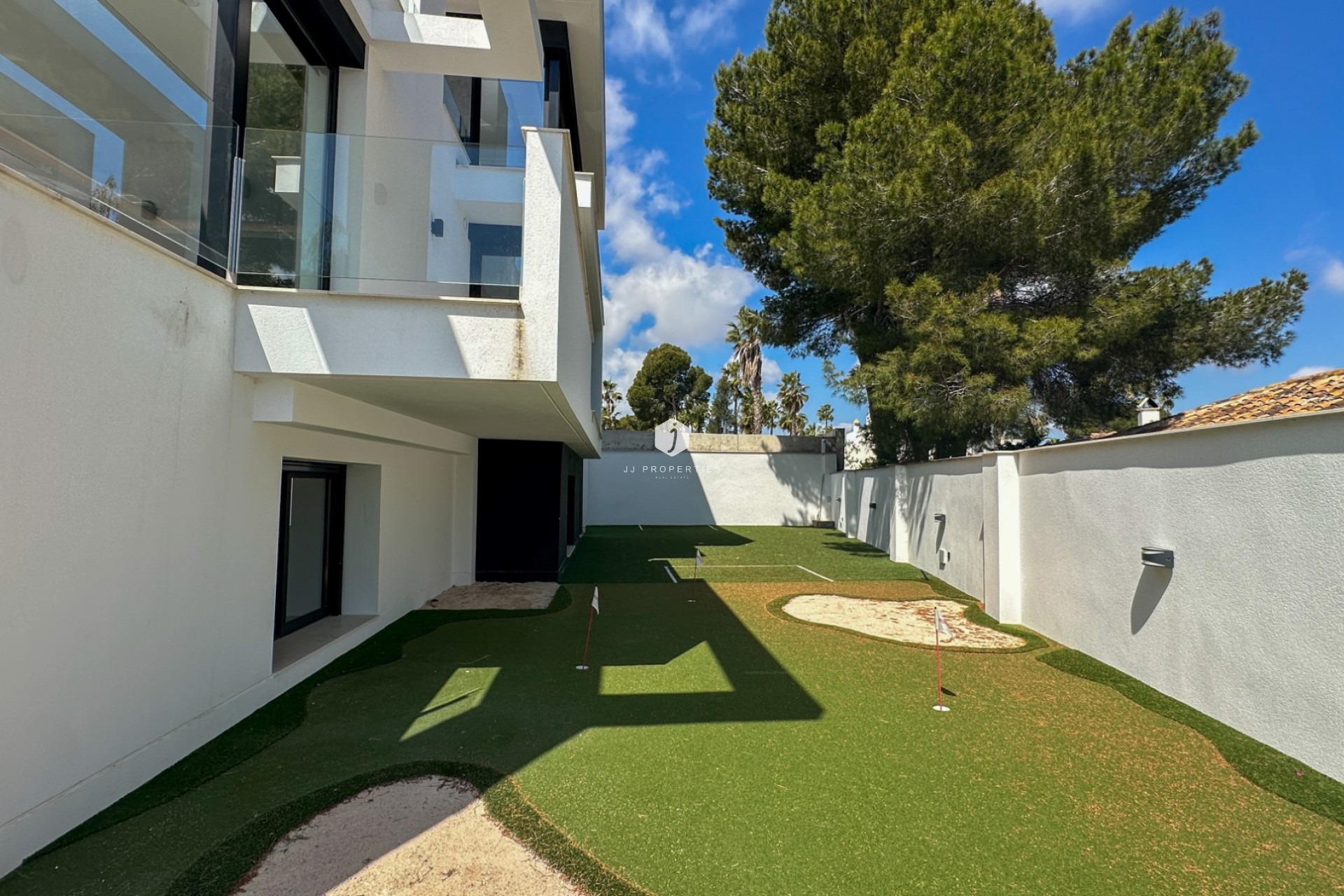 Resale - Villa -
Orihuela Costa - Costa Blanca