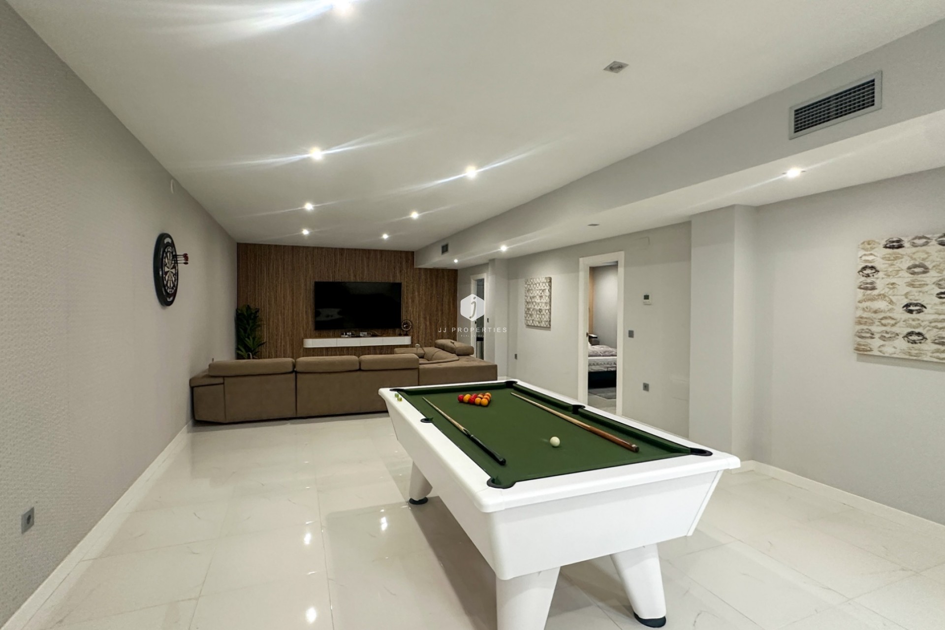 Resale - Villa -
Orihuela Costa - Costa Blanca