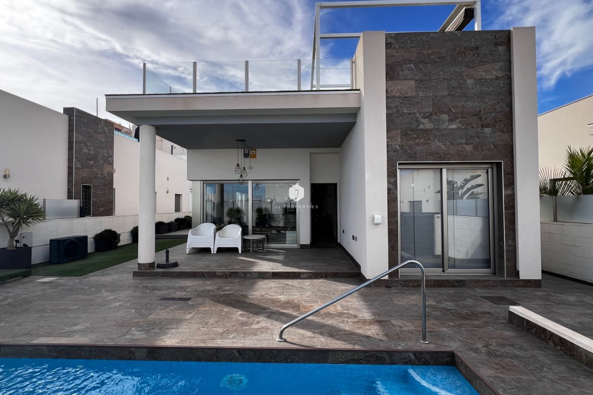 Resale - Villa -
Orihuela Costa - Costa Blanca