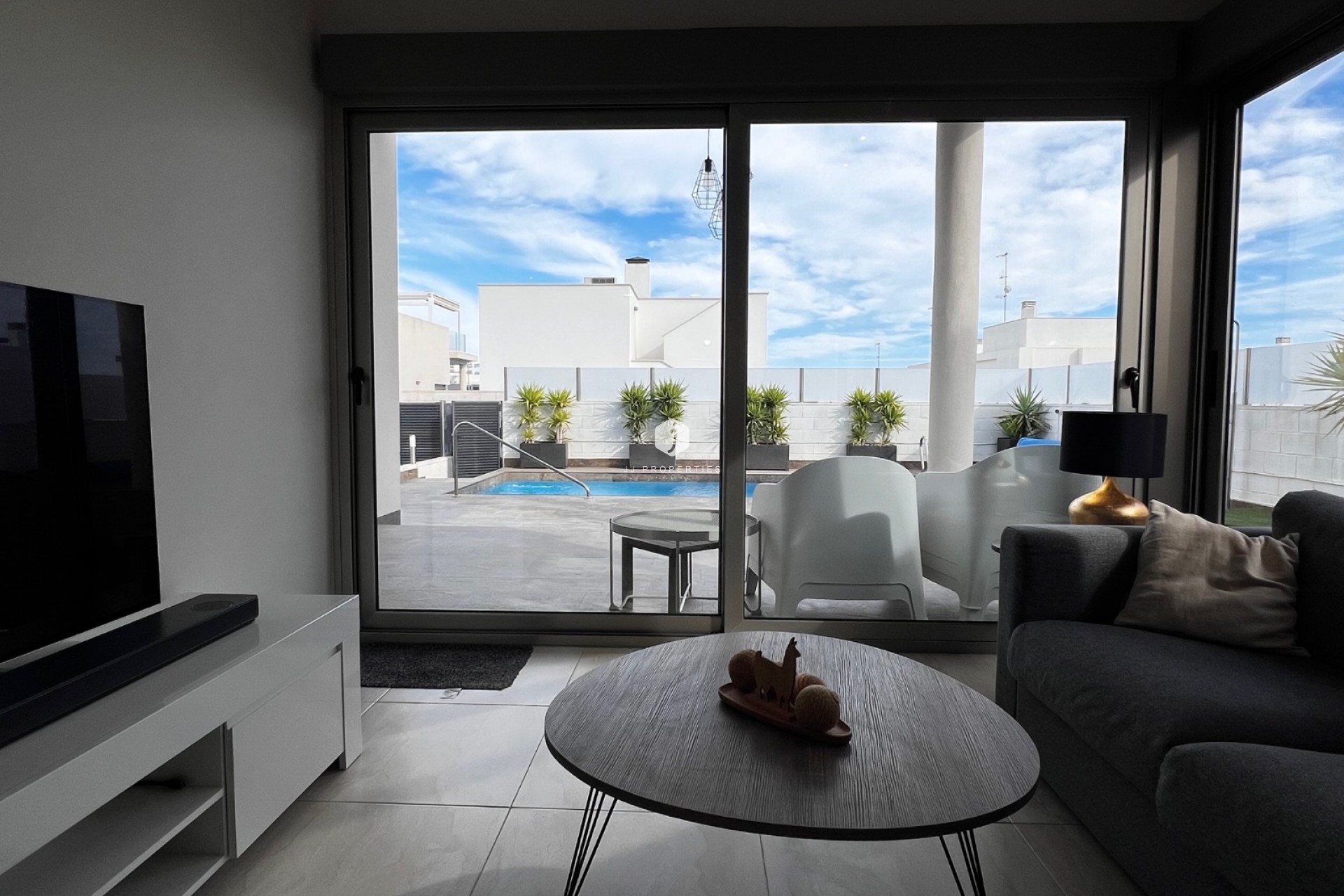 Resale - Villa -
Orihuela Costa - Costa Blanca