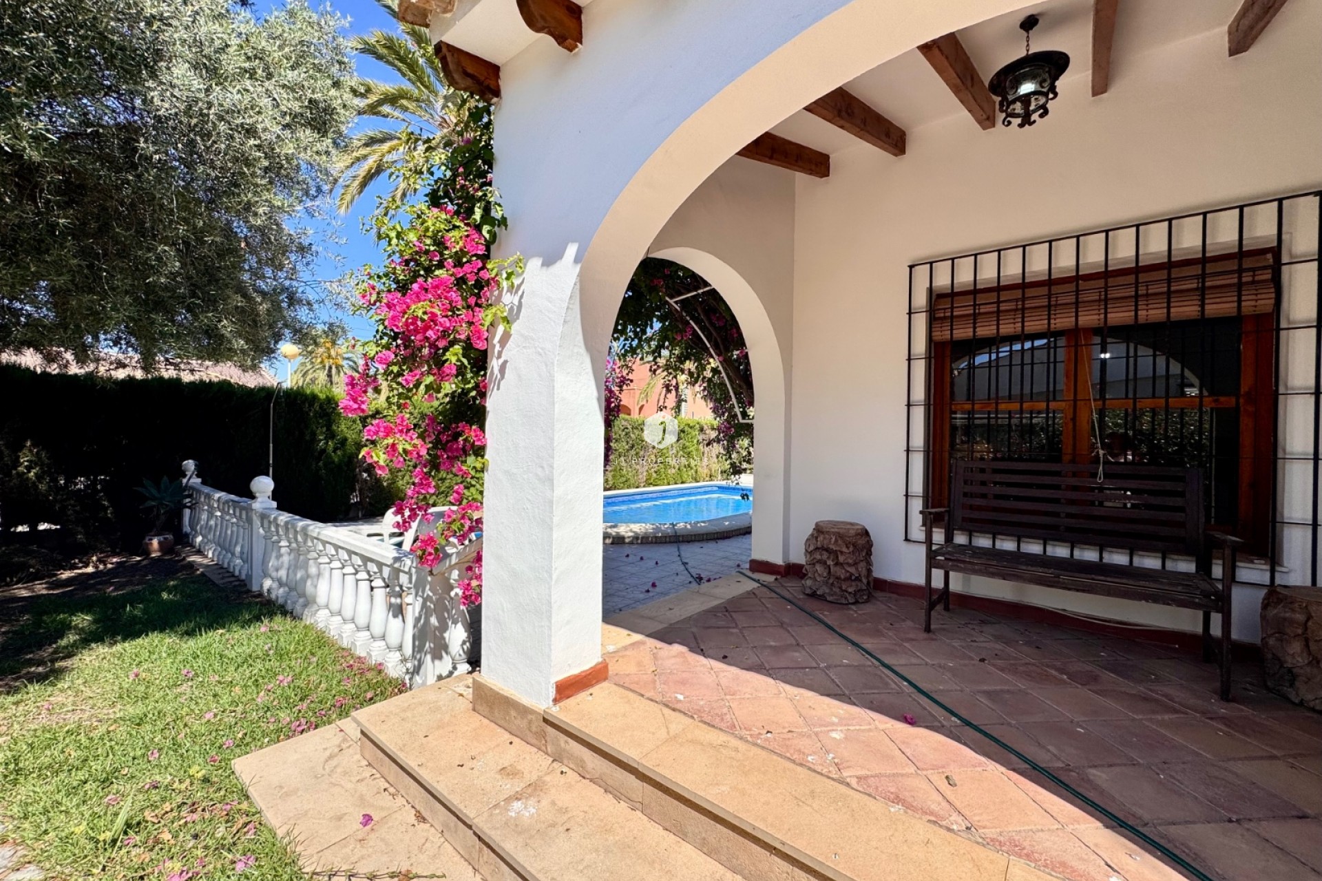 Resale - Villa -
Orihuela Costa - Costa Blanca