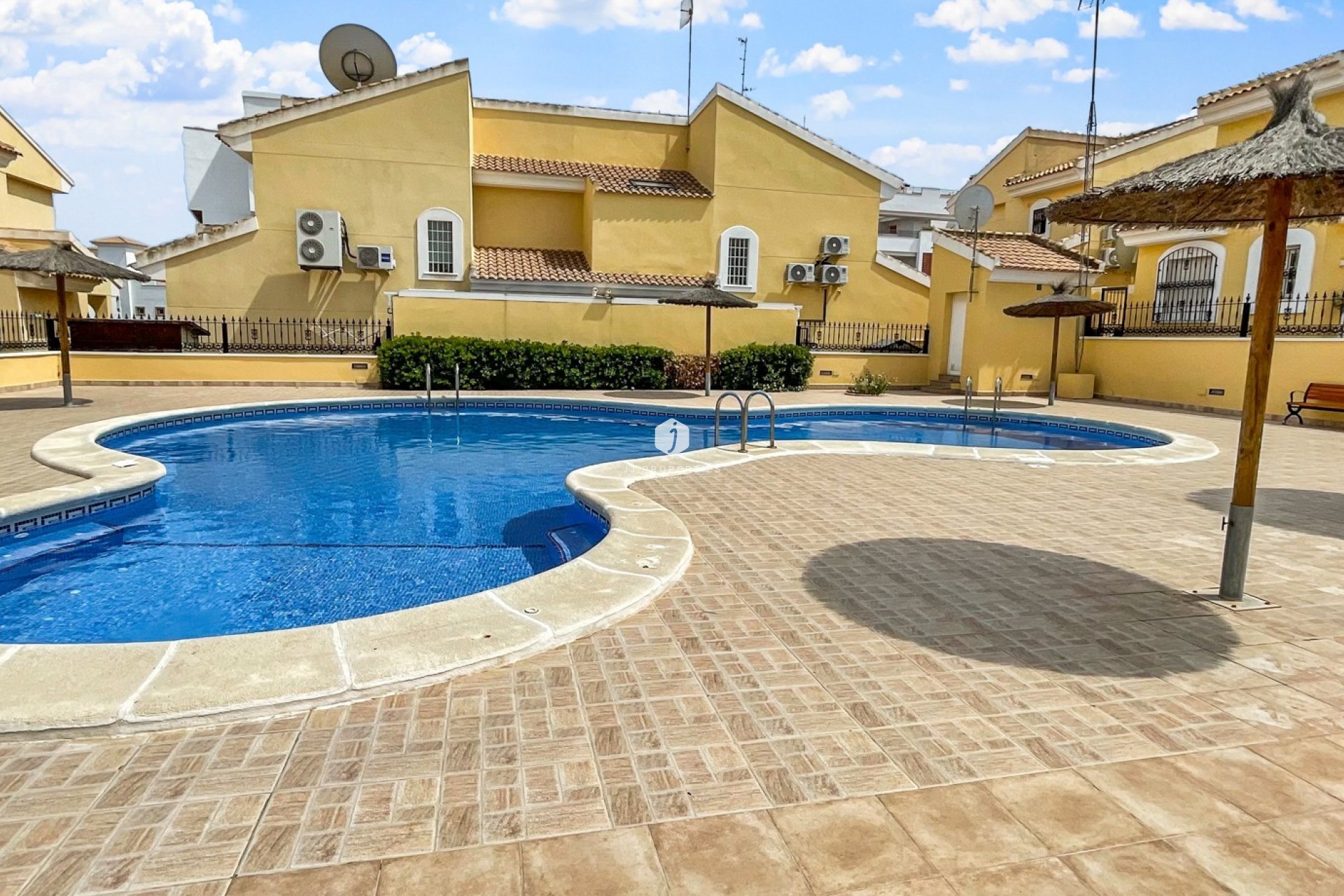 Resale - Villa -
Orihuela Costa - Costa Blanca