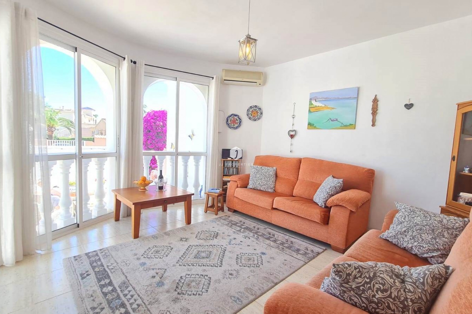 Resale - Villa -
Orihuela Costa - Costa Blanca
