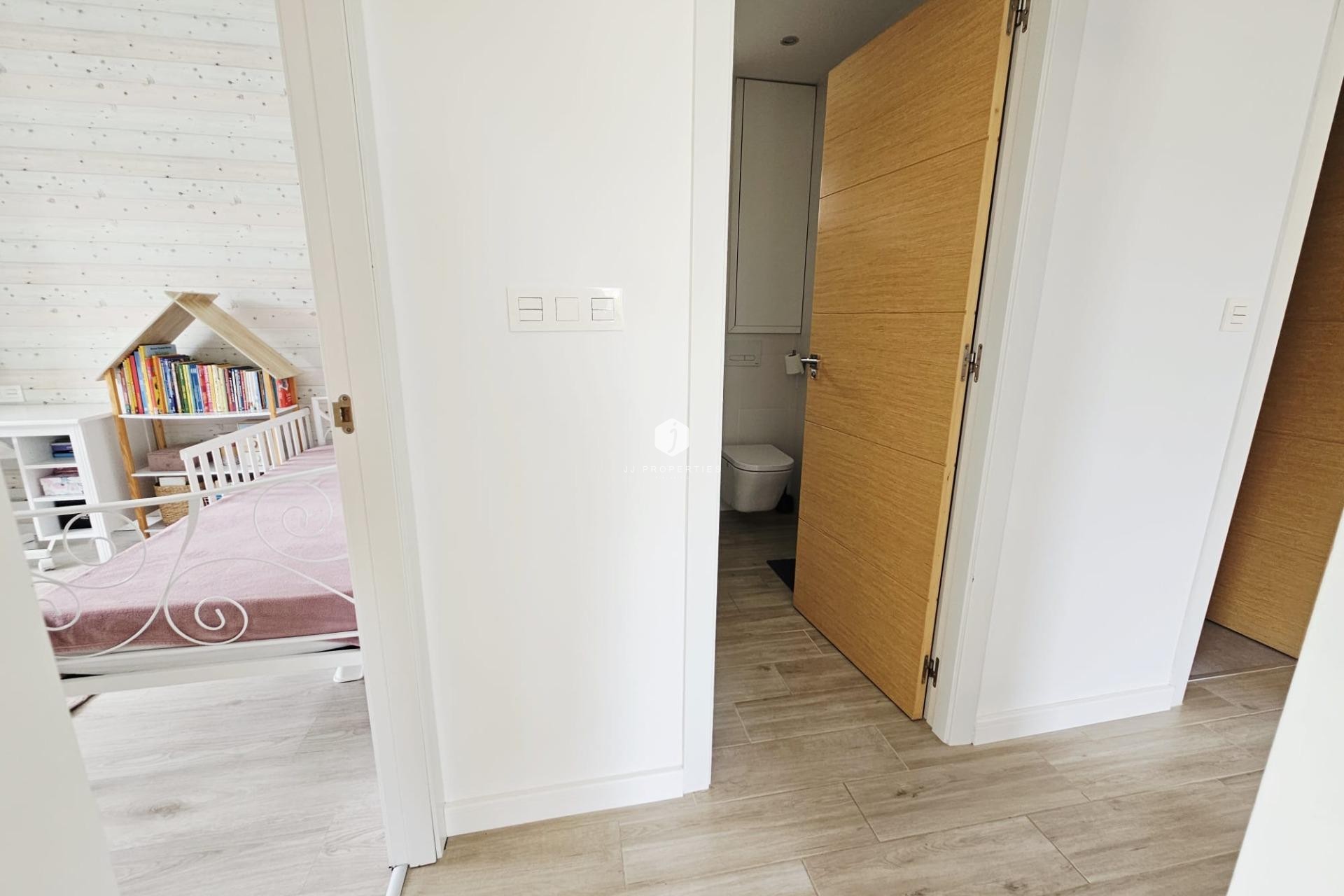 Resale - Villa -
Orihuela Costa - La Regia