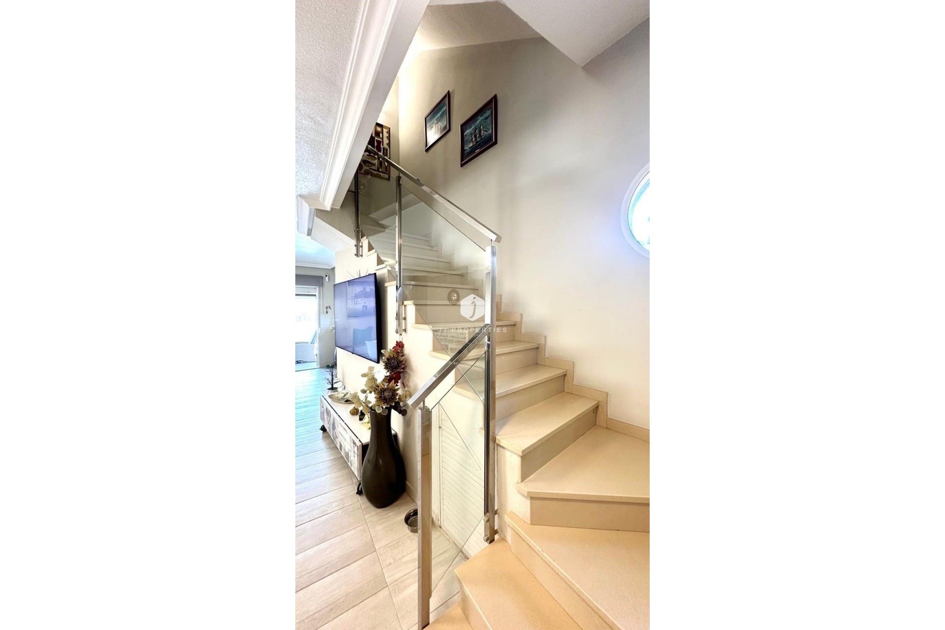 Resale - Villa -
Orihuela Costa - La Regia