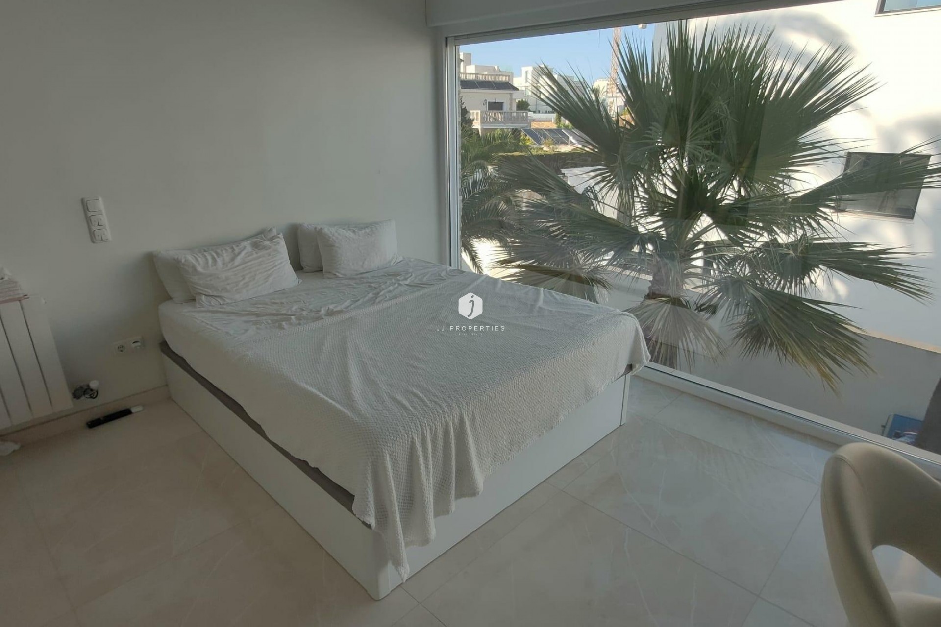 Resale - Villa -
Orihuela Costa - La Zenia