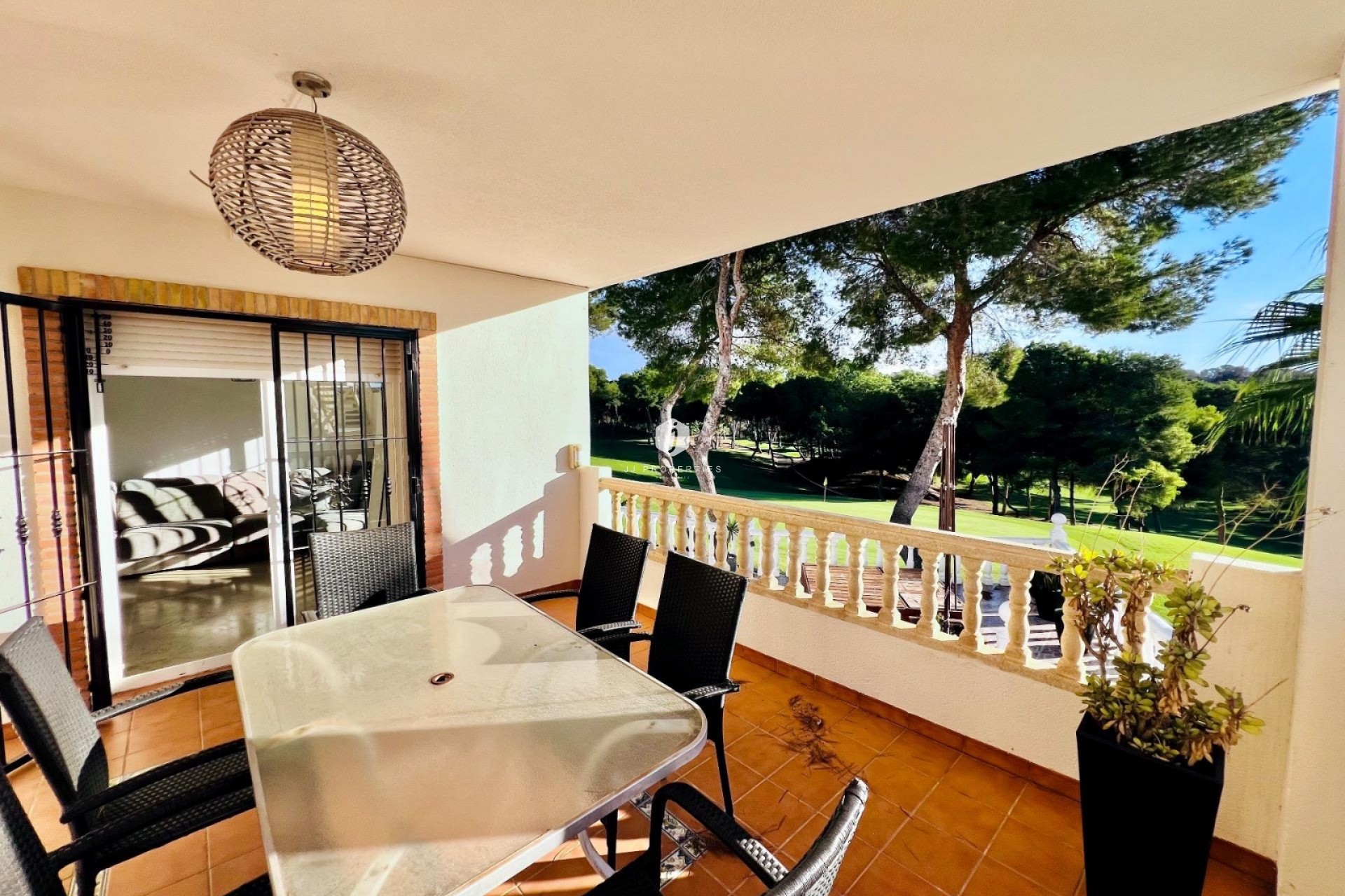 Resale - Villa -
Orihuela Costa - Lomas De Campoamor-las Ramblas