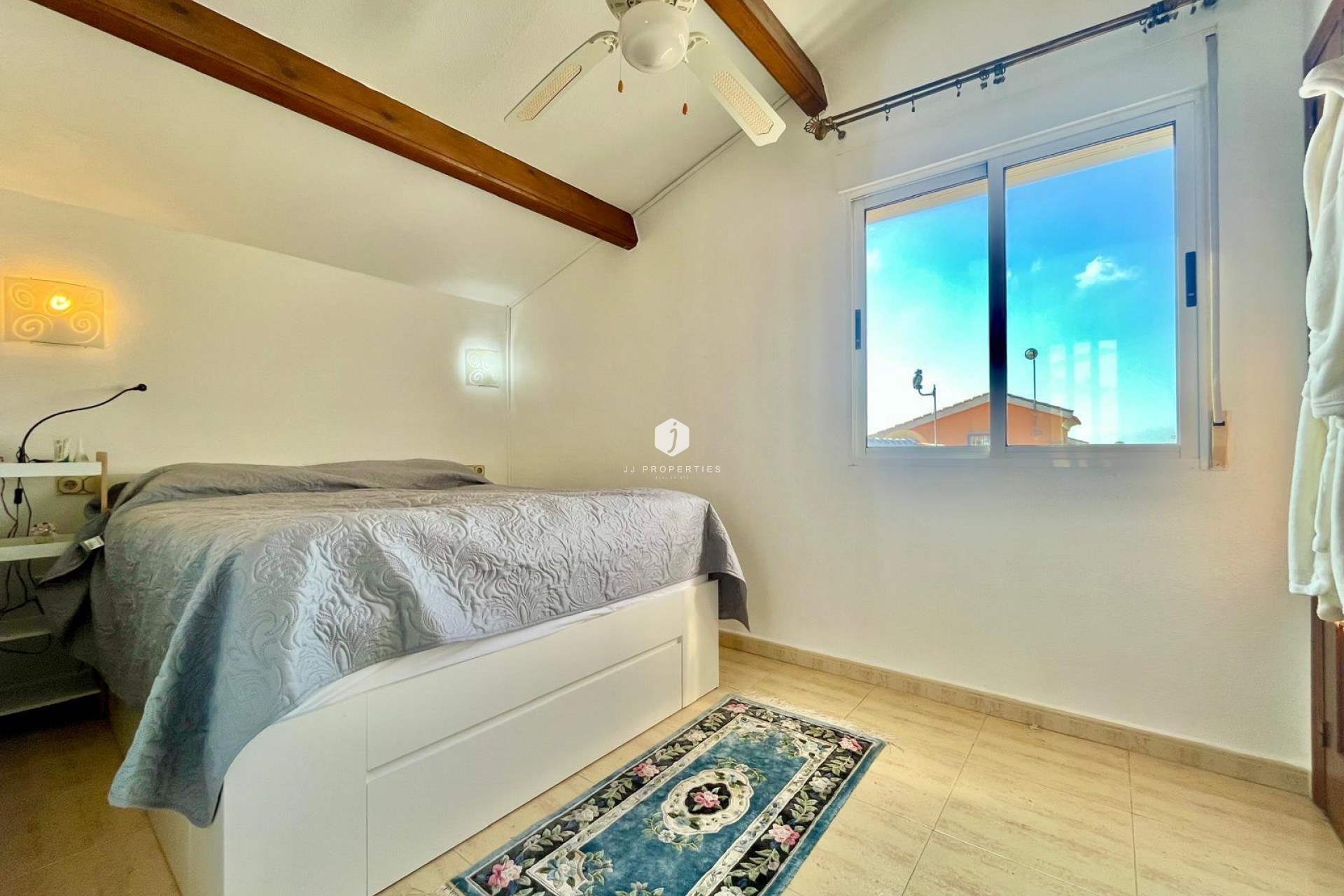 Resale - Villa -
Orihuela Costa - Los Almendros-la Florida