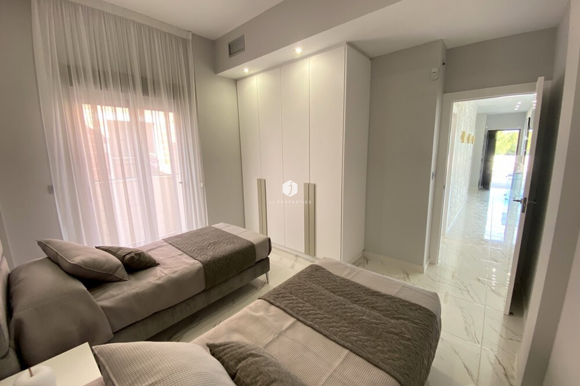 Resale - Villa -
Orihuela Costa - PAU 26