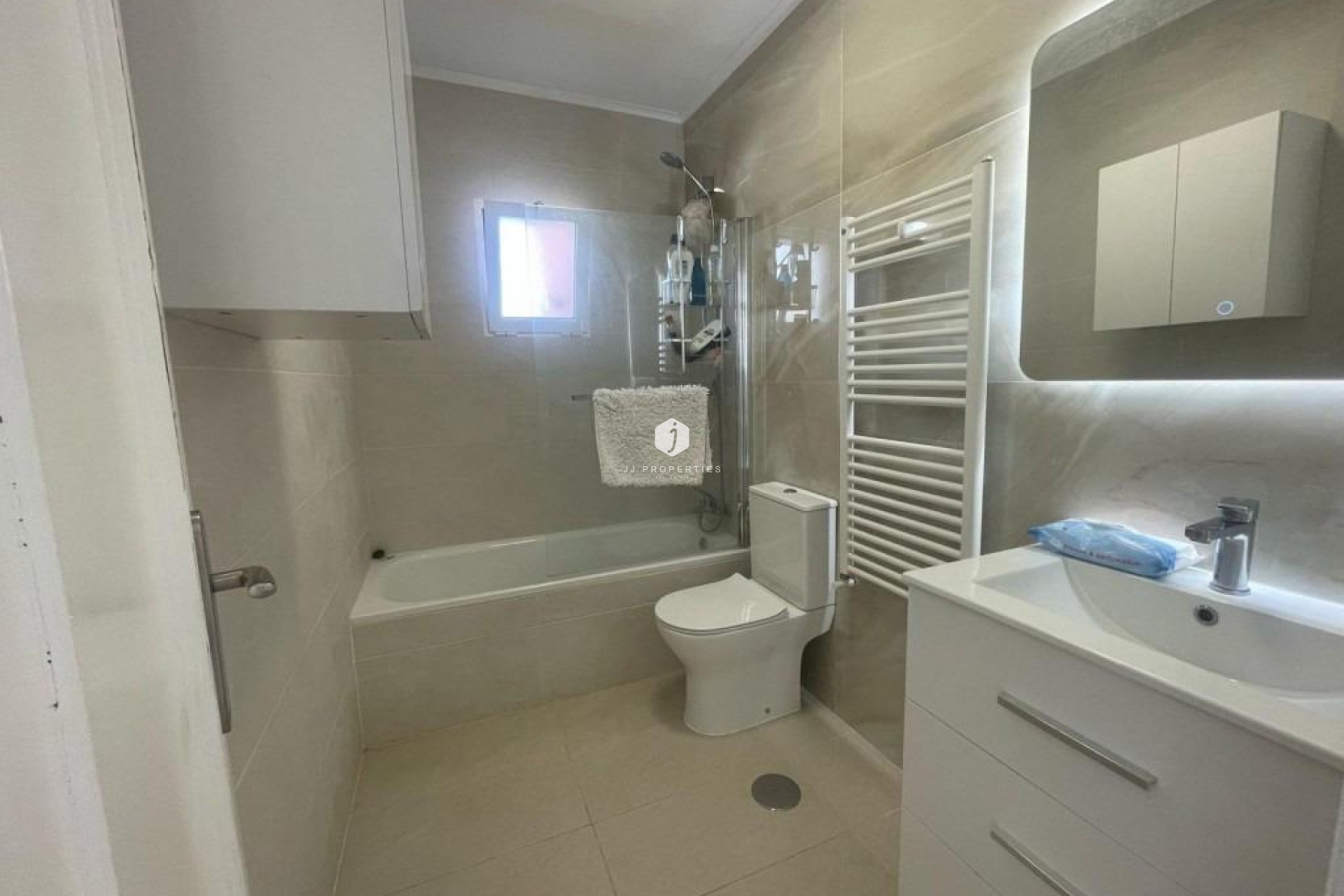 Resale - Villa -
Orihuela Costa - Playa Flamenca