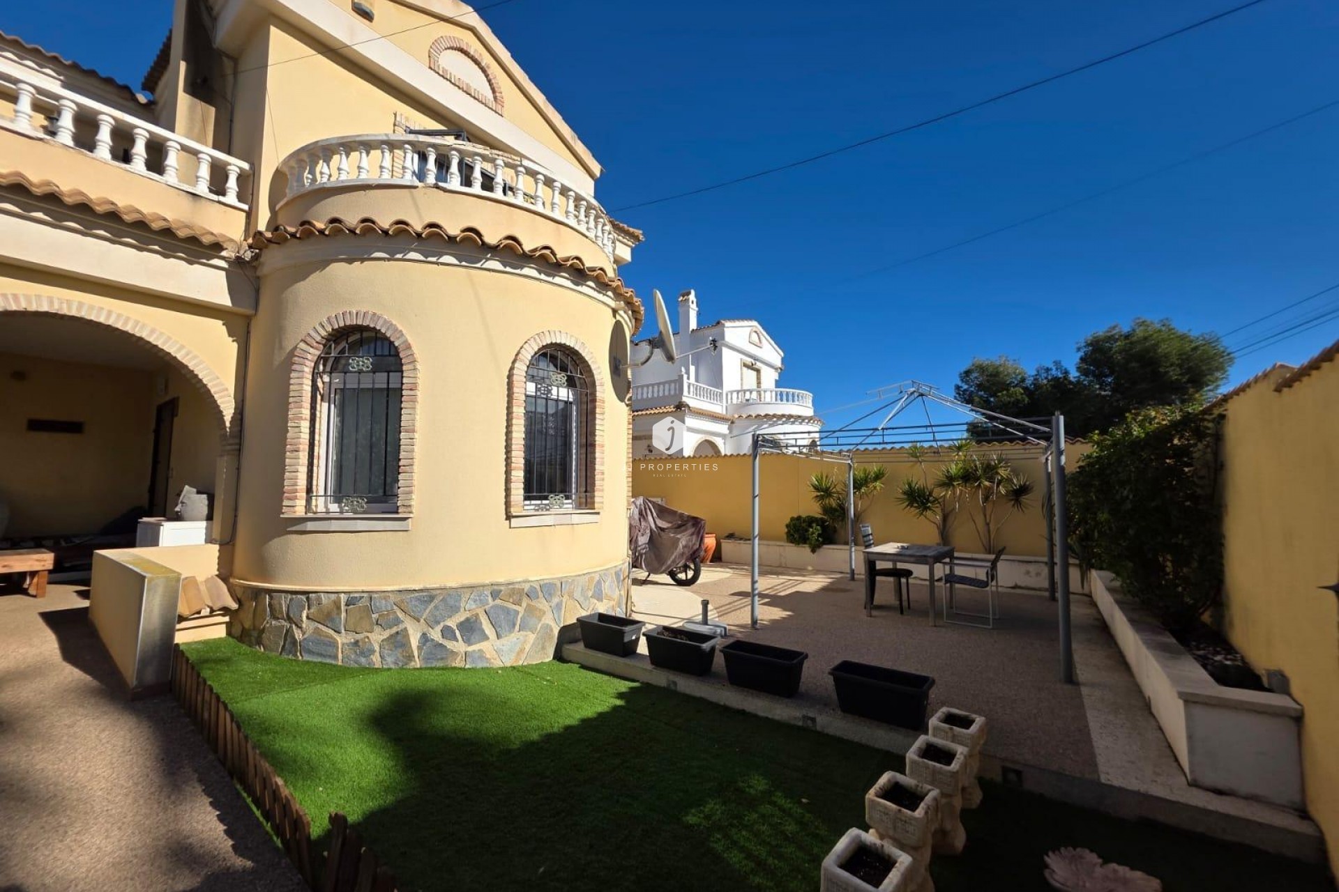 Resale - Villa -
Orihuela Costa - Villamartín-las Filipinas