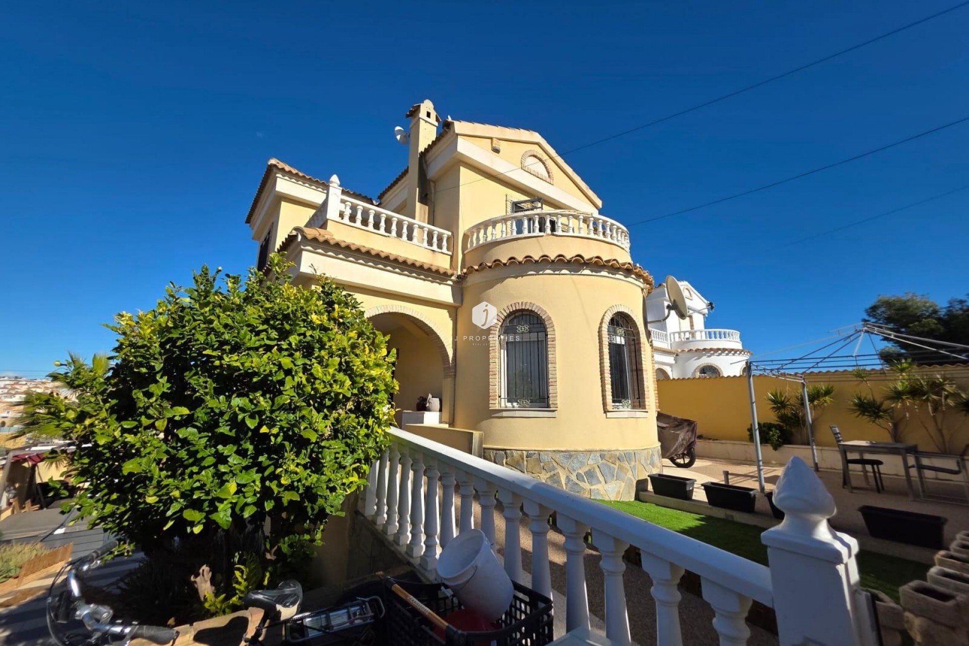 Resale - Villa -
Orihuela Costa - Villamartín-las Filipinas