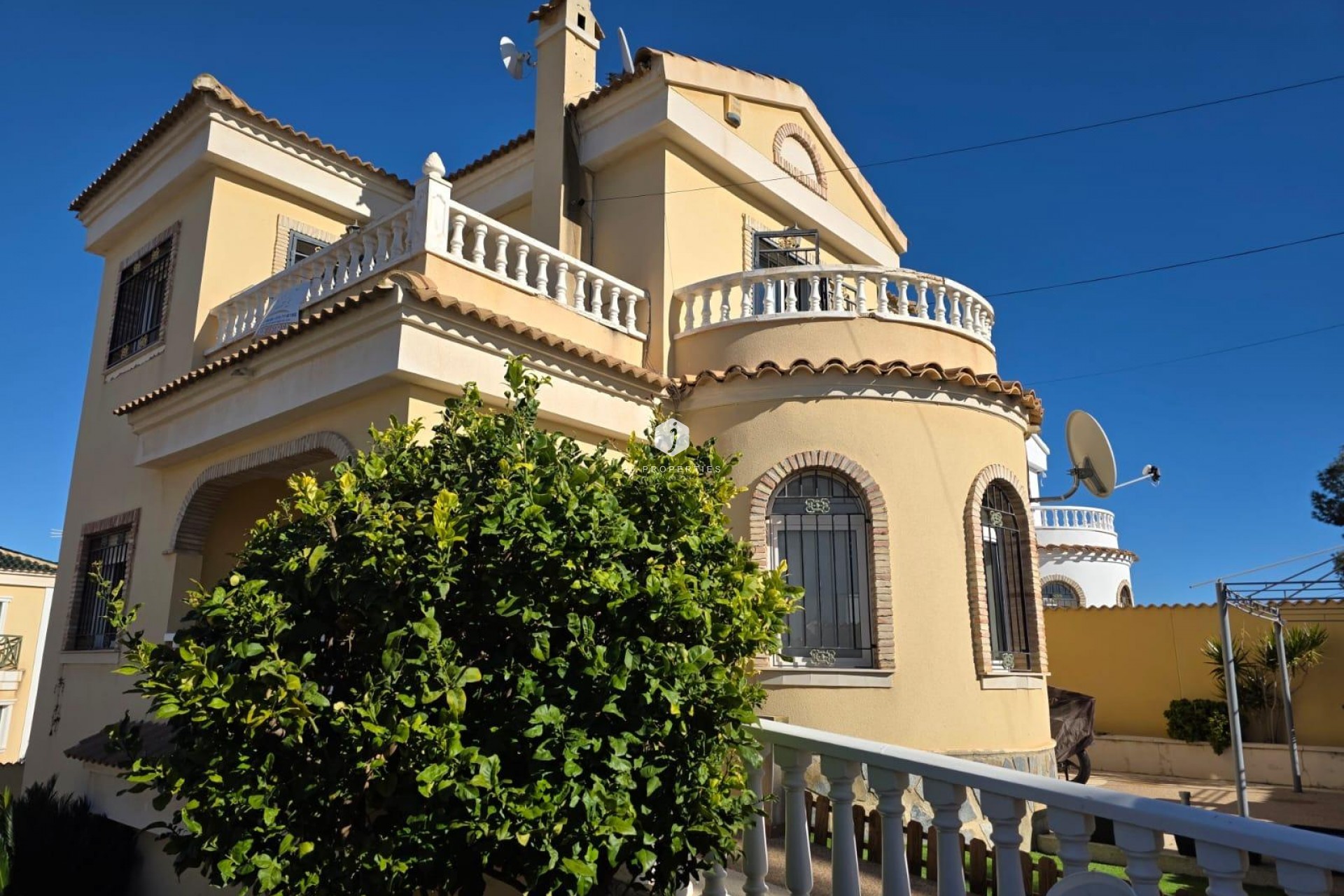 Resale - Villa -
Orihuela Costa - Villamartín-las Filipinas