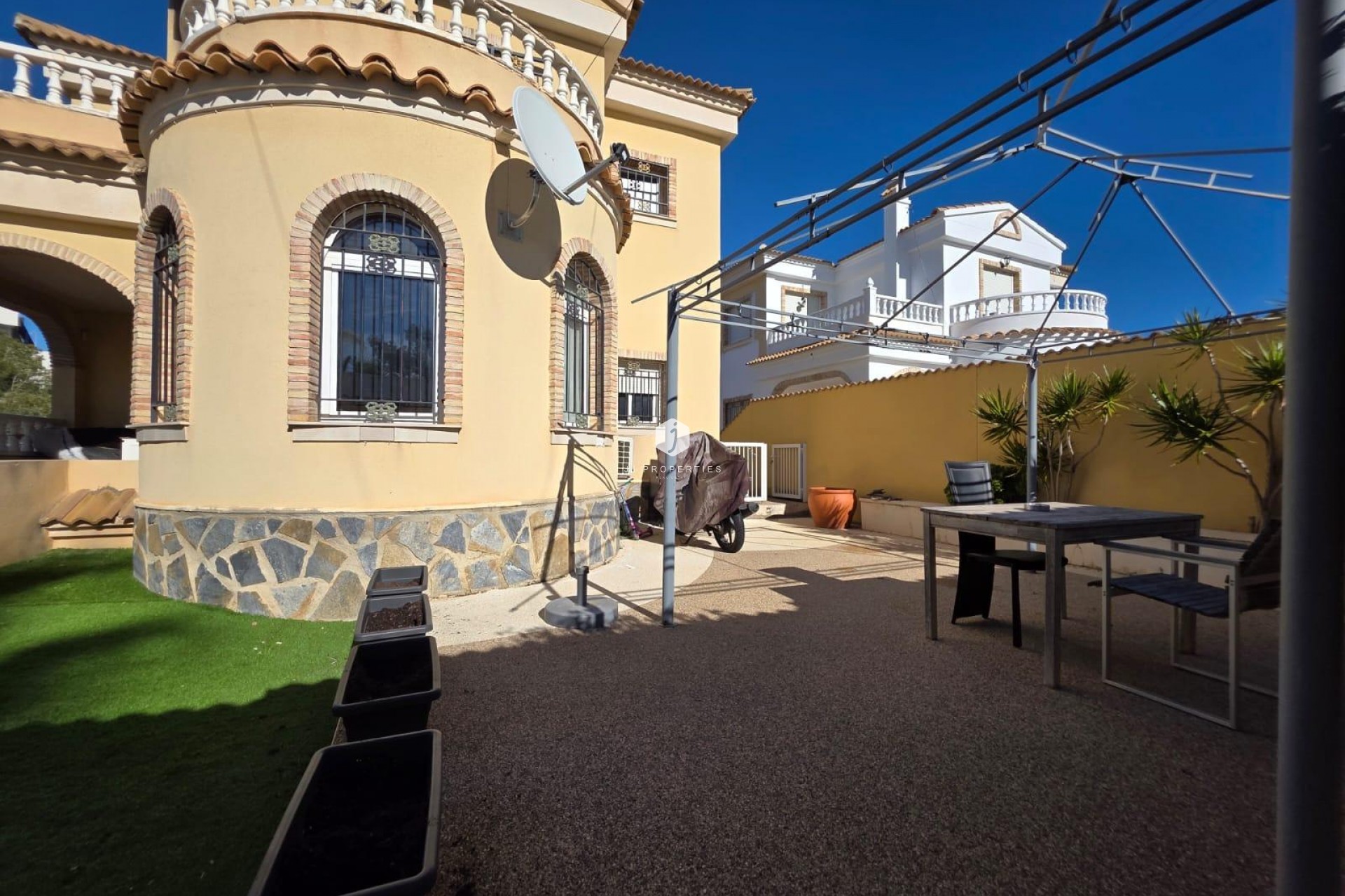 Resale - Villa -
Orihuela Costa - Villamartín-las Filipinas