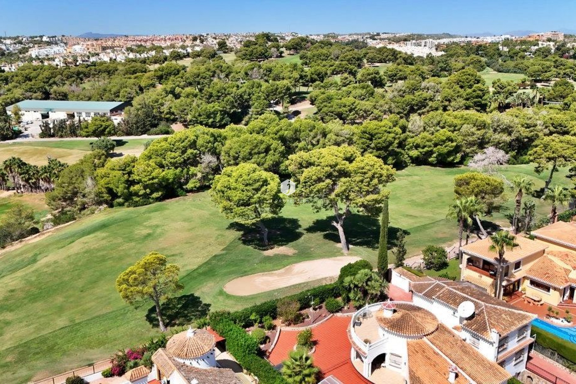 Resale - Villa -
Orihuela Costa - Villamartín