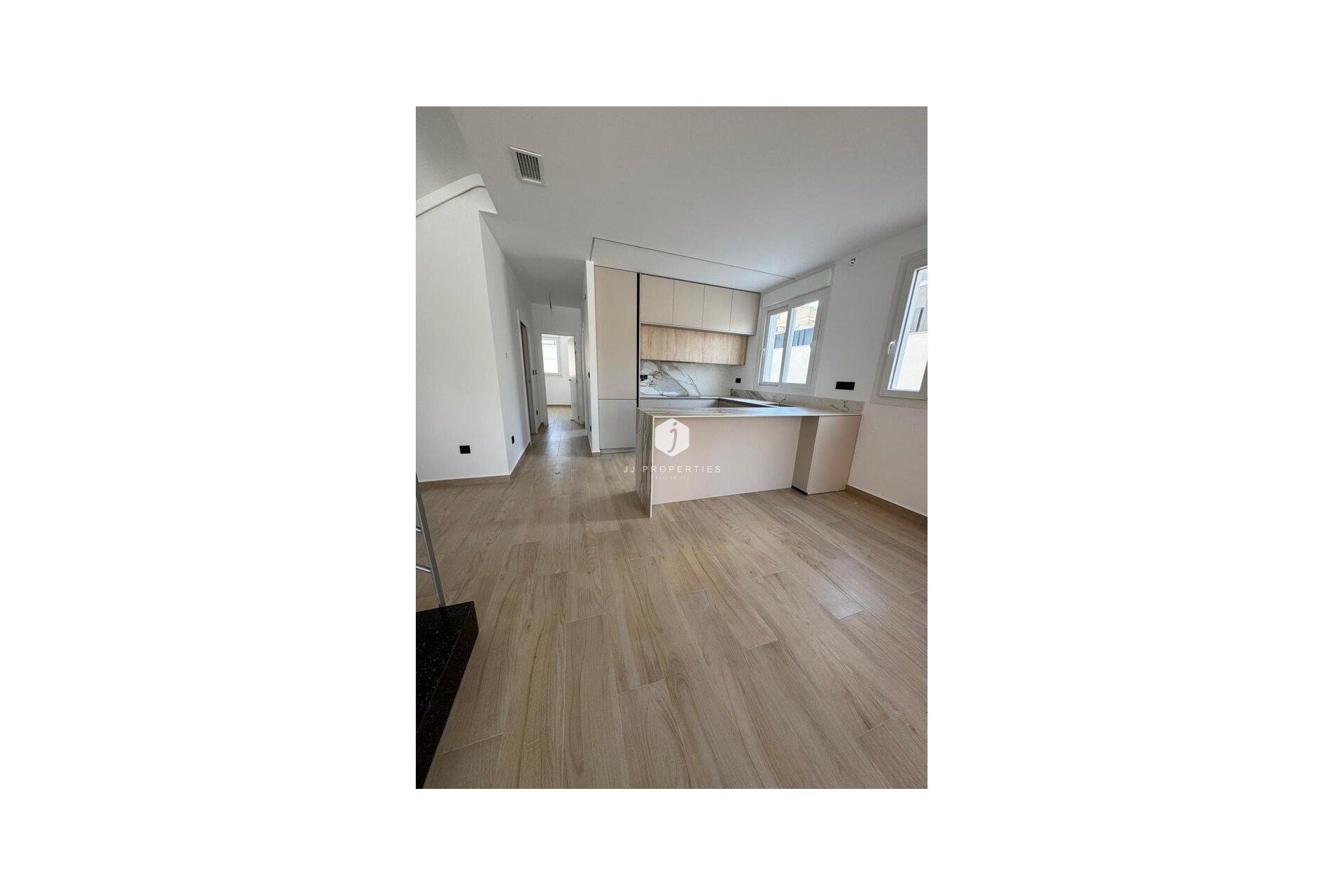 Resale - Villa Penthouse -
Torrevieja - aguas nuevas