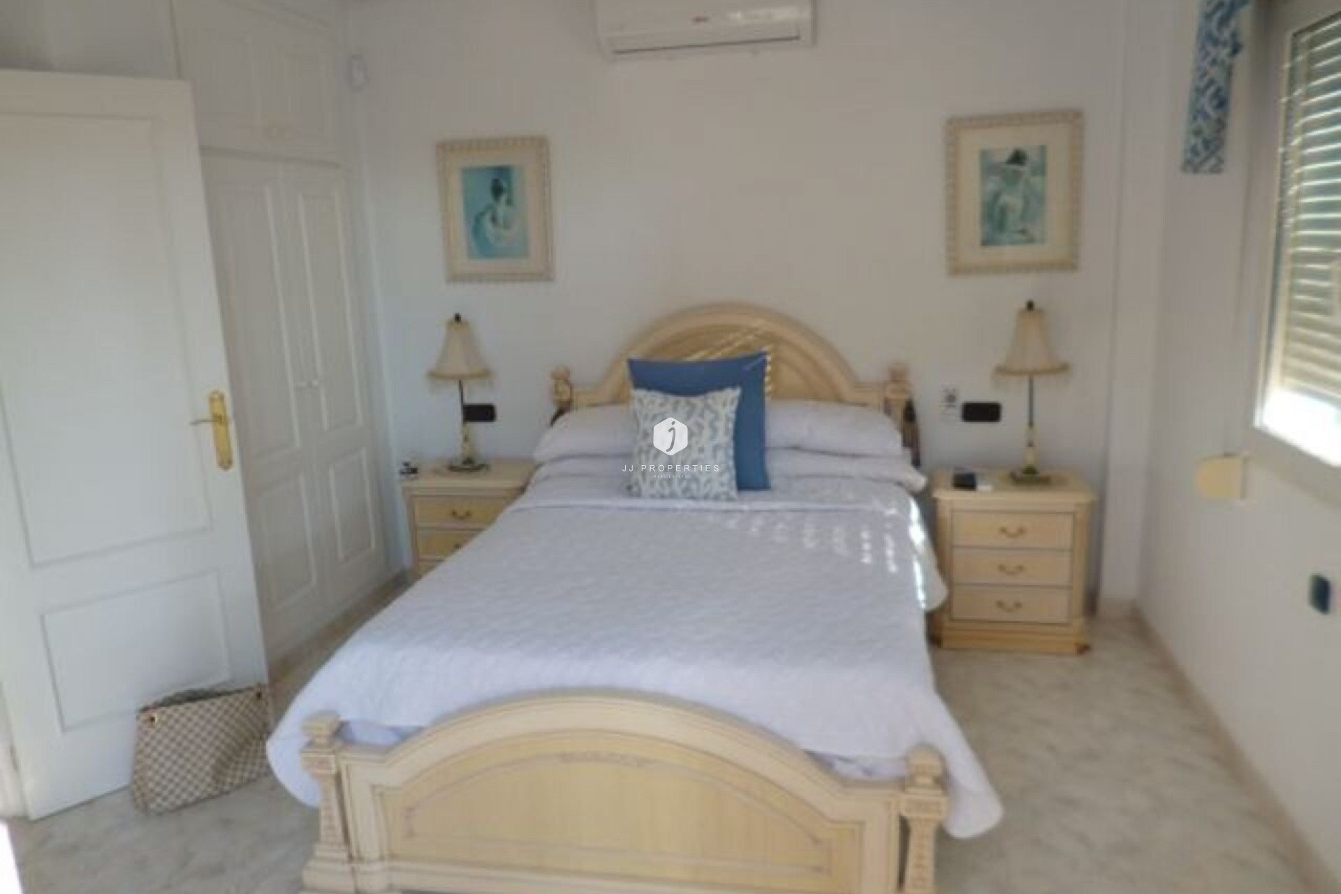 Resale - Villa -
Playa Flamenca - Costa Blanca
