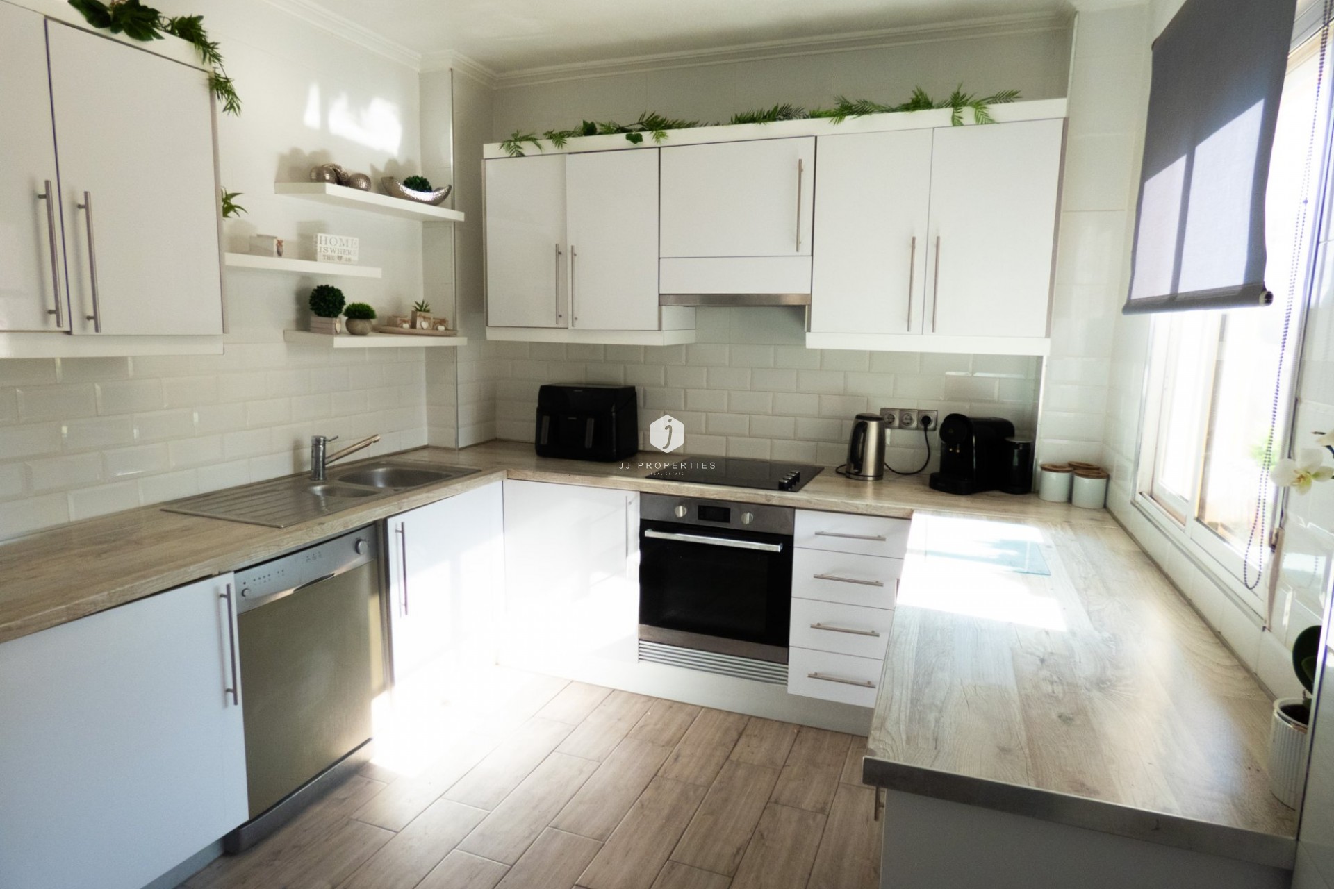 Resale - Villa -
Playa Flamenca - Costa Blanca