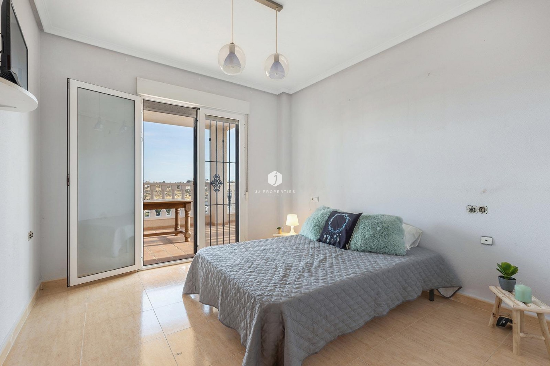 Resale - Villa -
Rojales - Campo De Golf La Marquesa