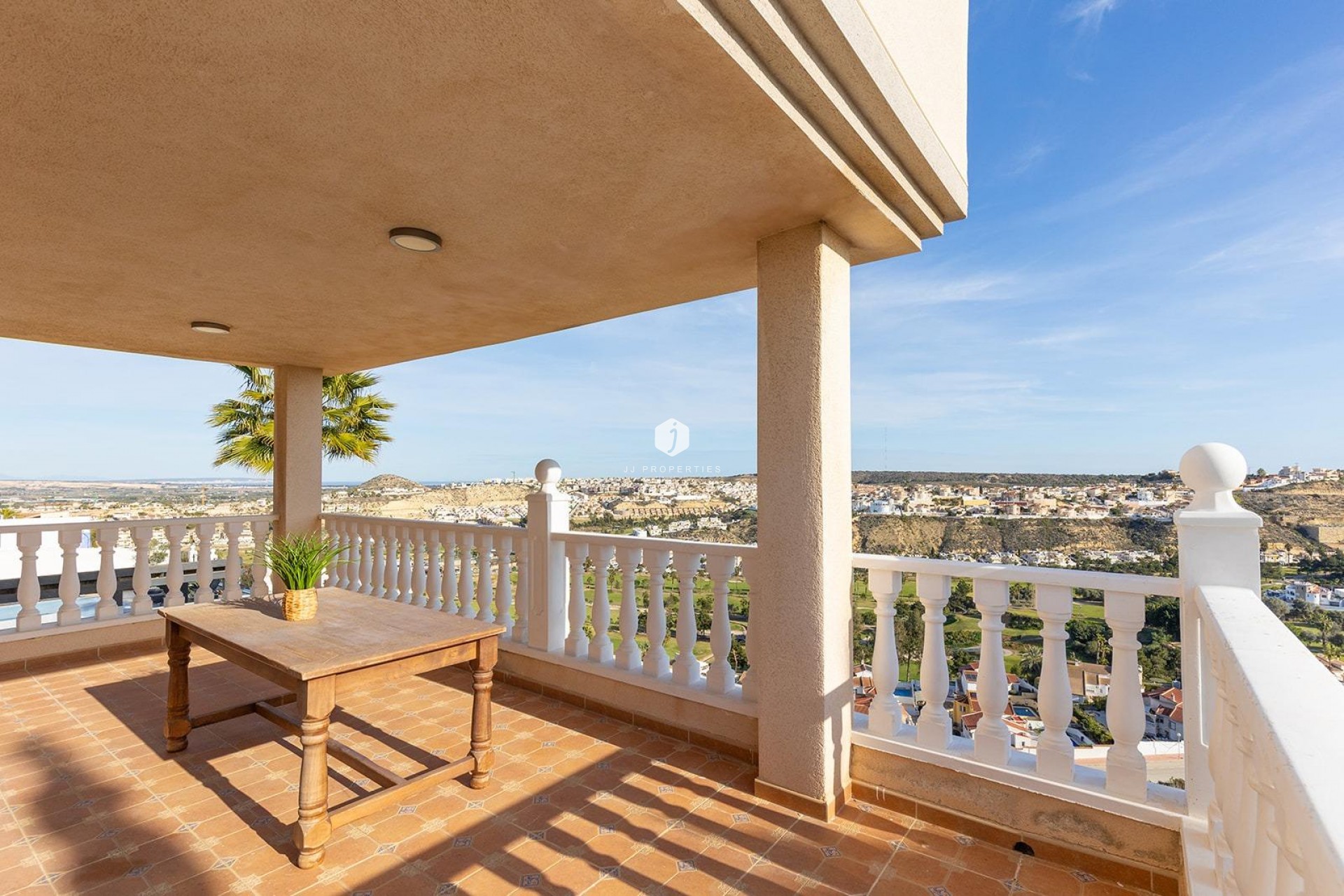 Resale - Villa -
Rojales - Campo De Golf La Marquesa