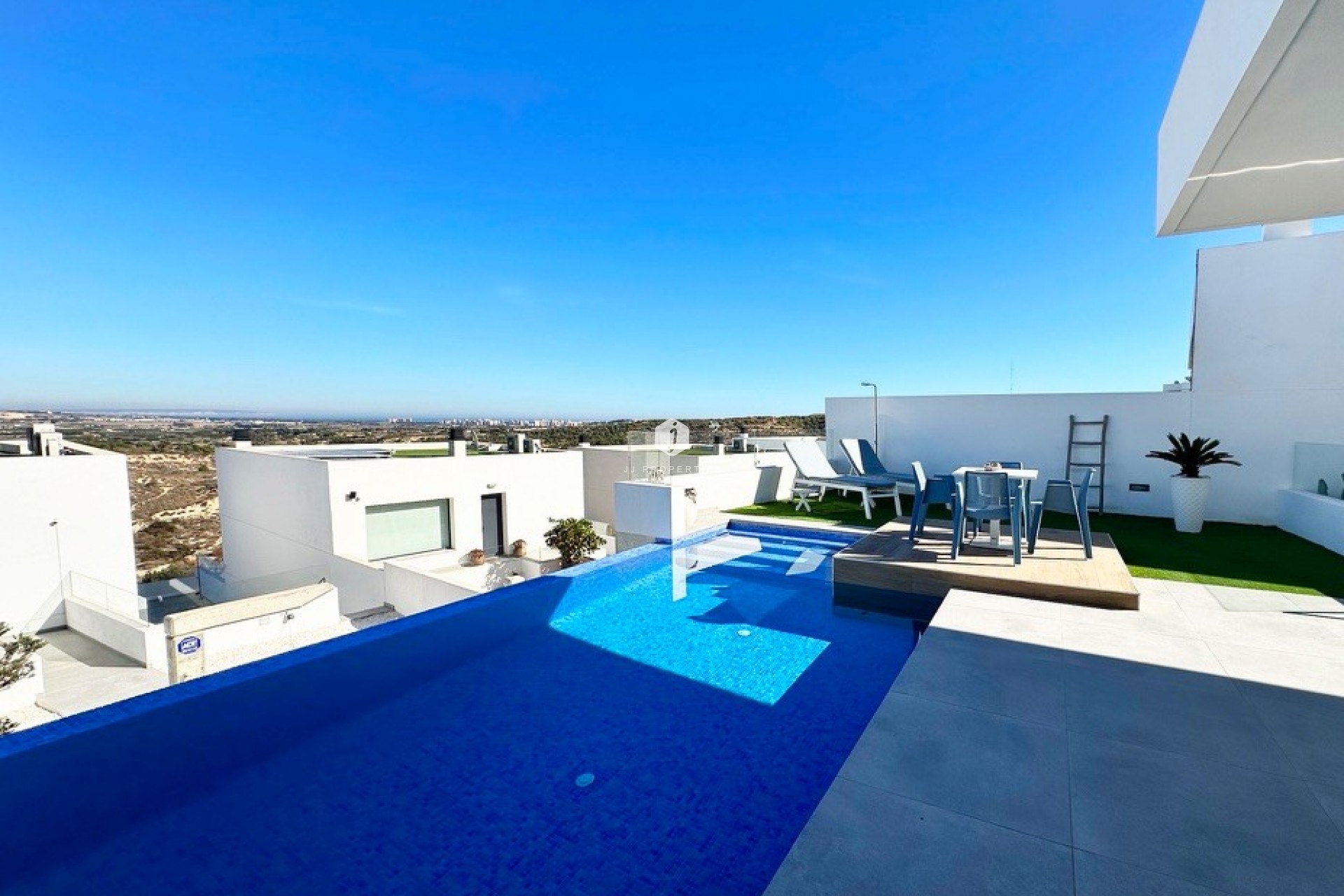 Resale - Villa -
Rojales - Inland