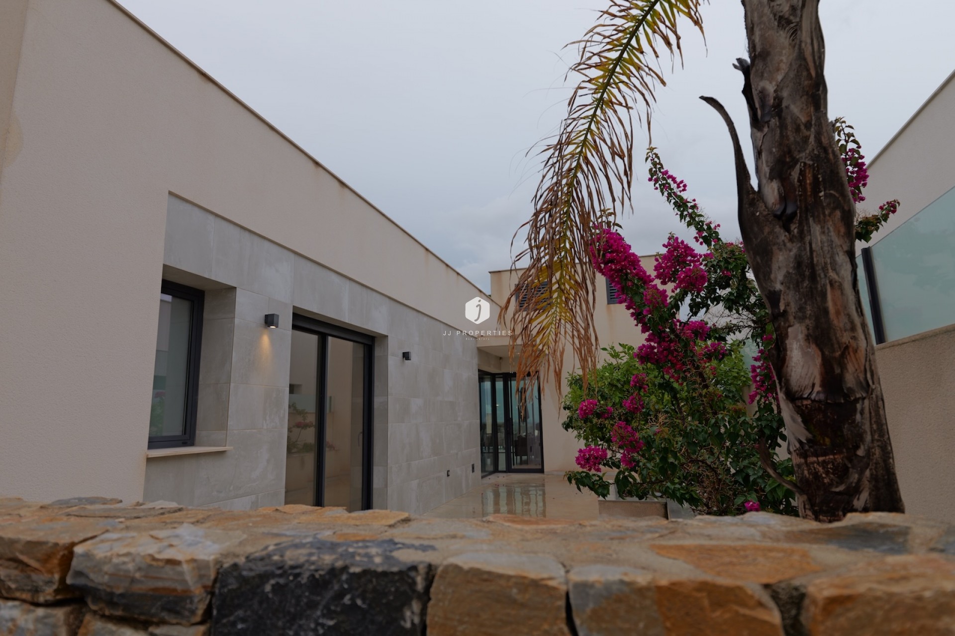 Resale - Villa -
Rojales - Inland