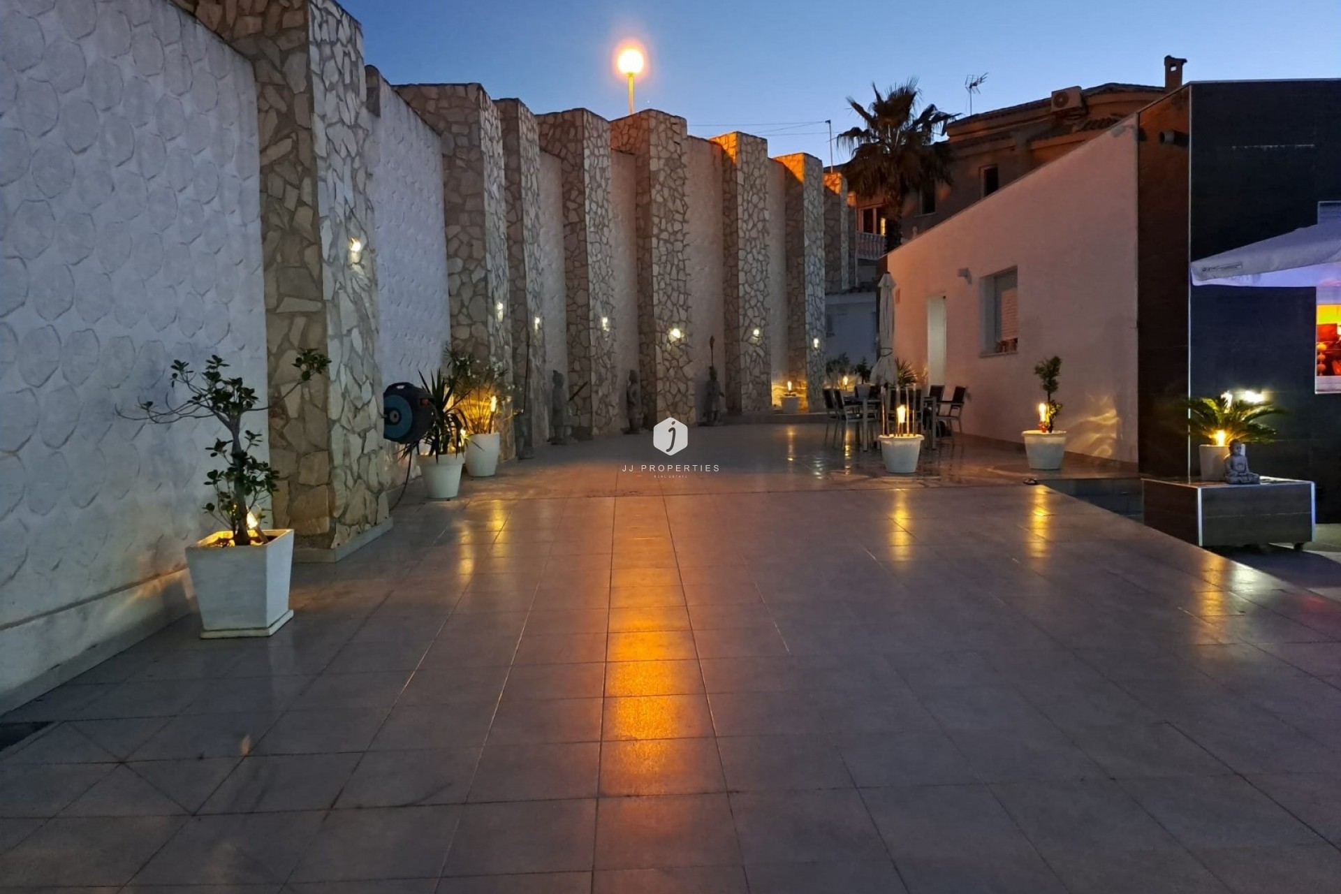 Resale - Villa -
Rojales - Inland