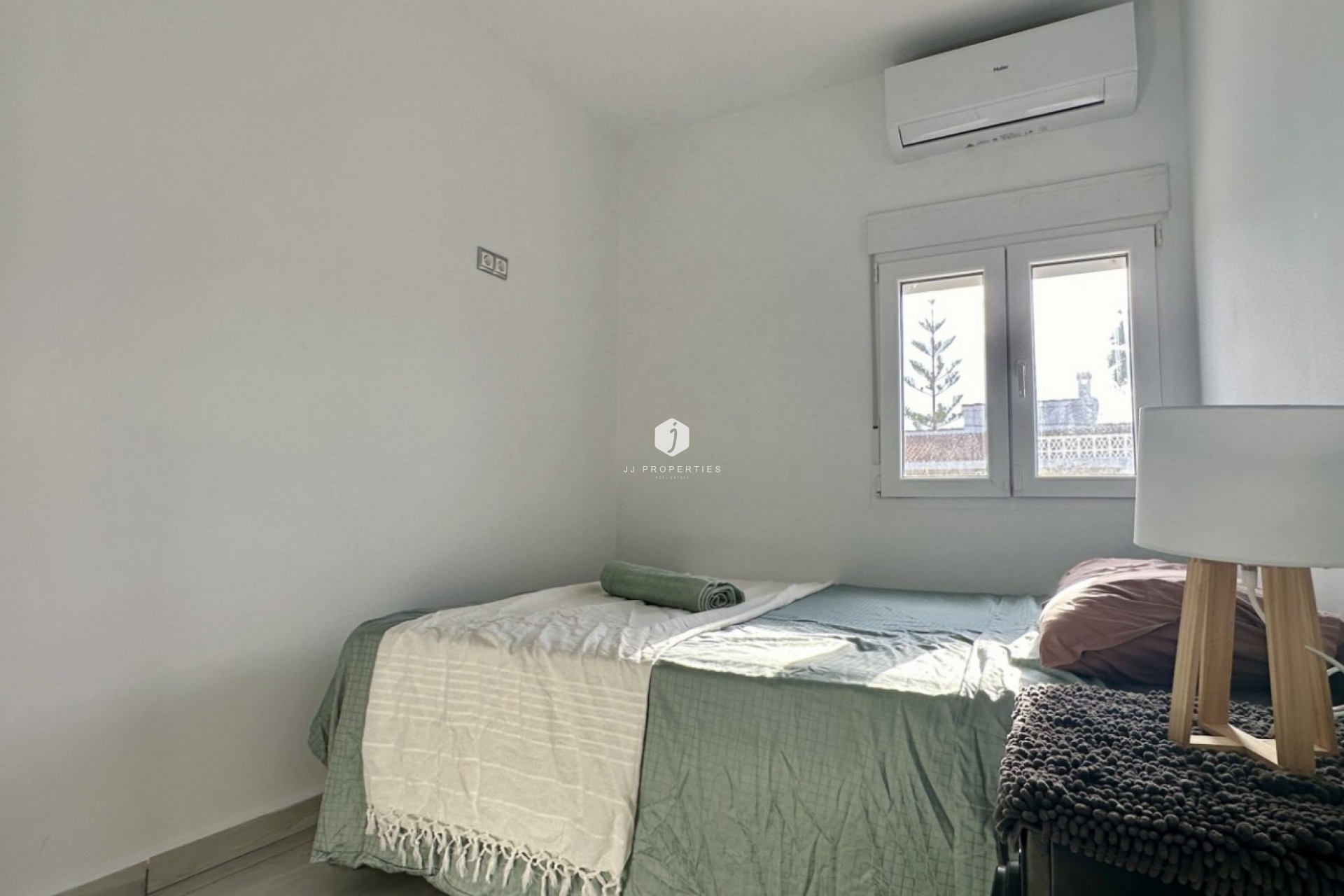 Resale - Villa -
Rojales - Inland