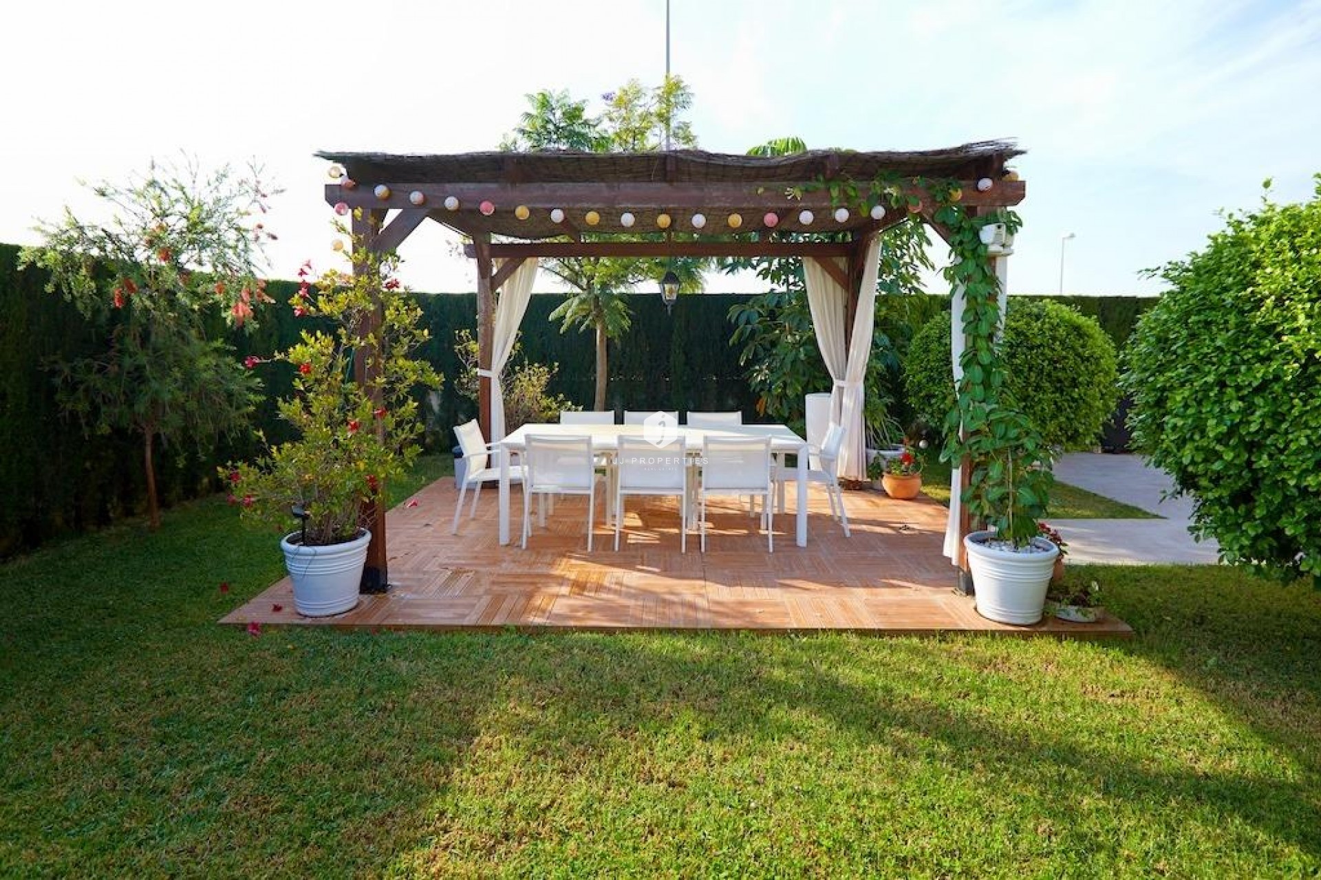 Resale - Villa -
Rojales - Inland