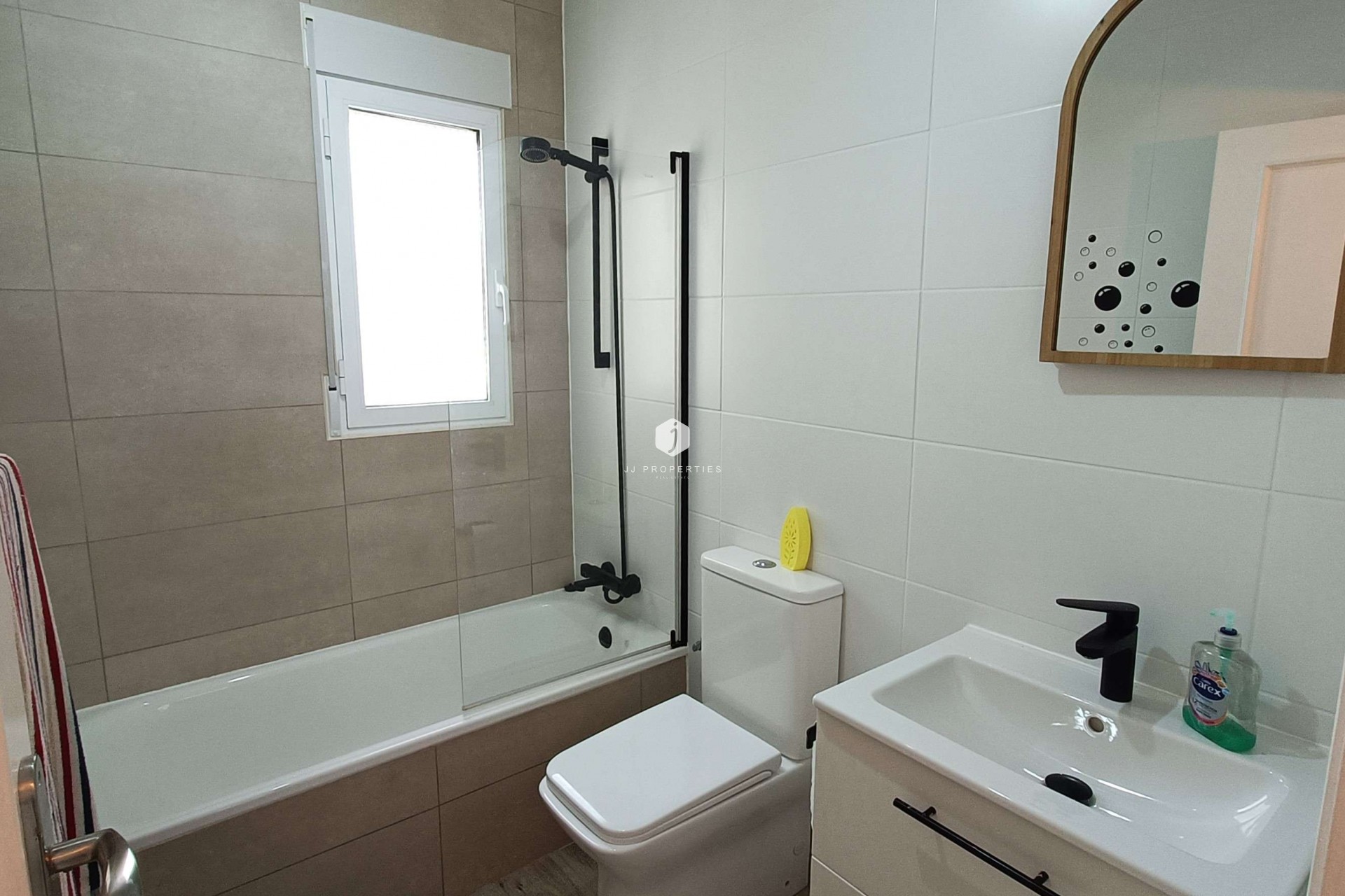 Resale - Villa -
Rojales - Inland