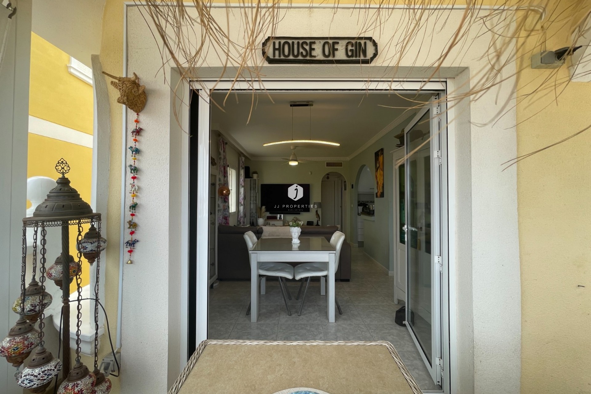 Resale - Villa -
San Fulgencio - Costa Blanca