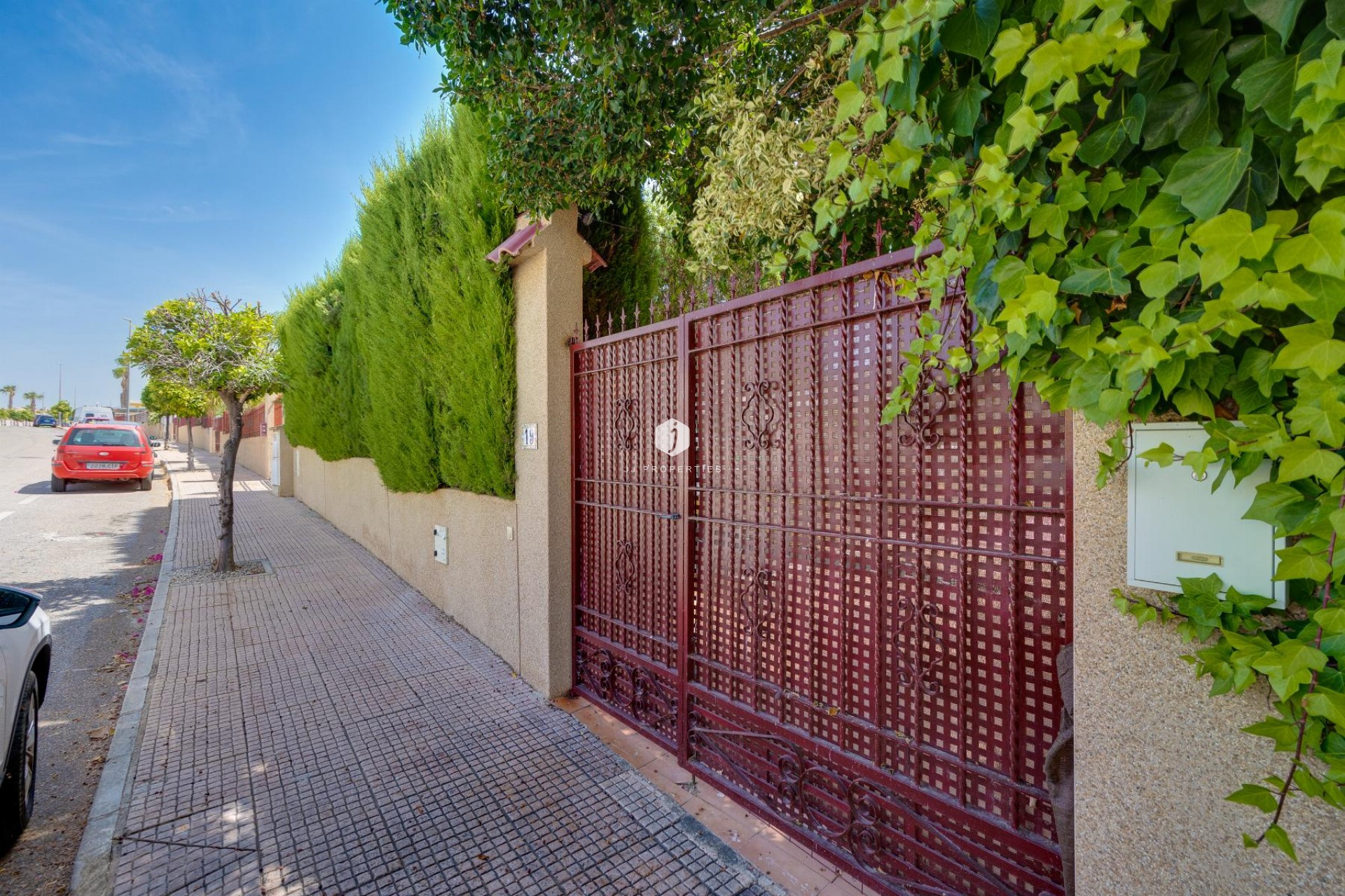 Resale - Villa -
San Fulgencio - Costa Blanca