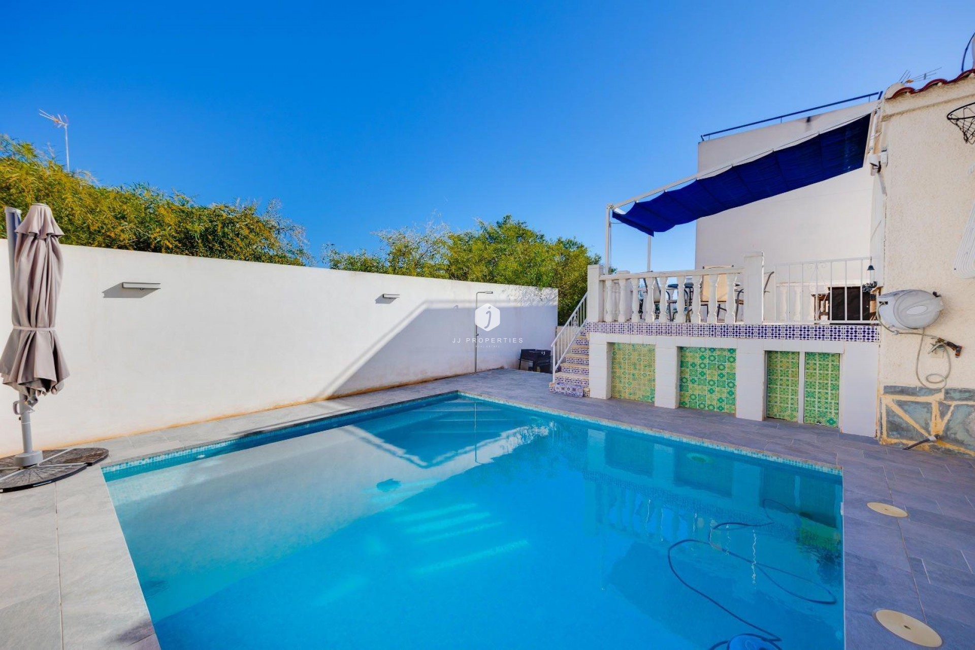 Resale - Villa -
San Fulgencio - La Marina