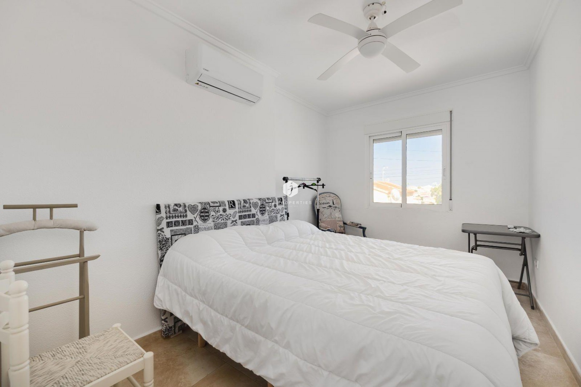 Resale - Villa -
San Fulgencio - La Marina