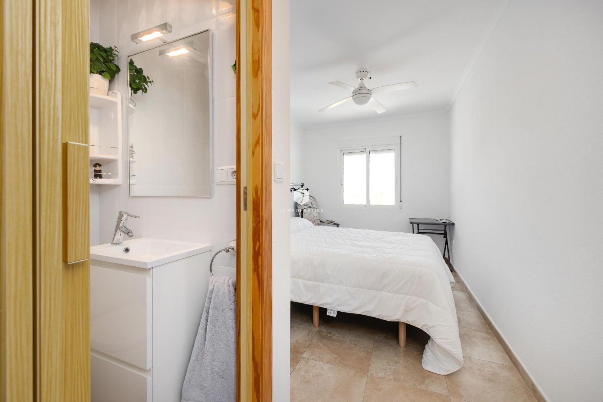 Resale - Villa -
San Fulgencio - La Marina