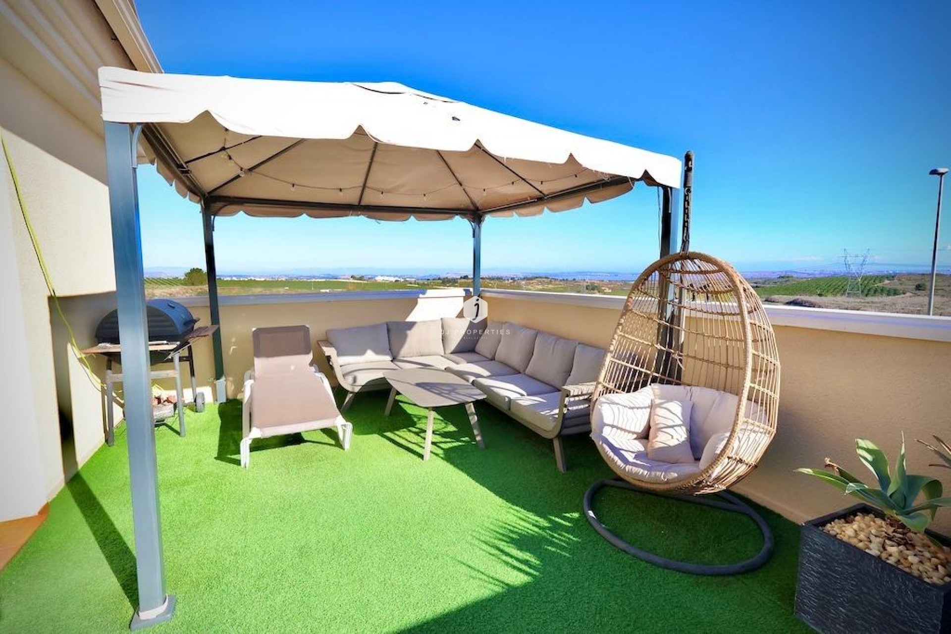 Resale - Villa -
San Miguel de Salinas - Inland