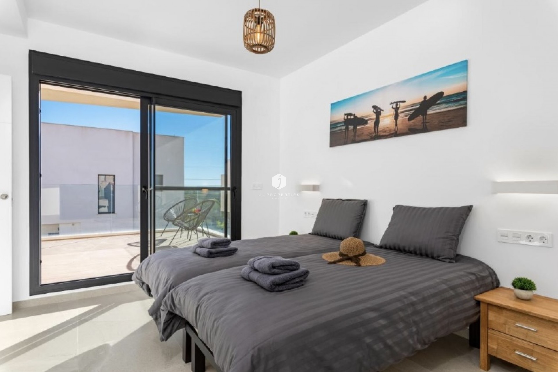 Resale - Villa -
San Miguel de Salinas - Inland