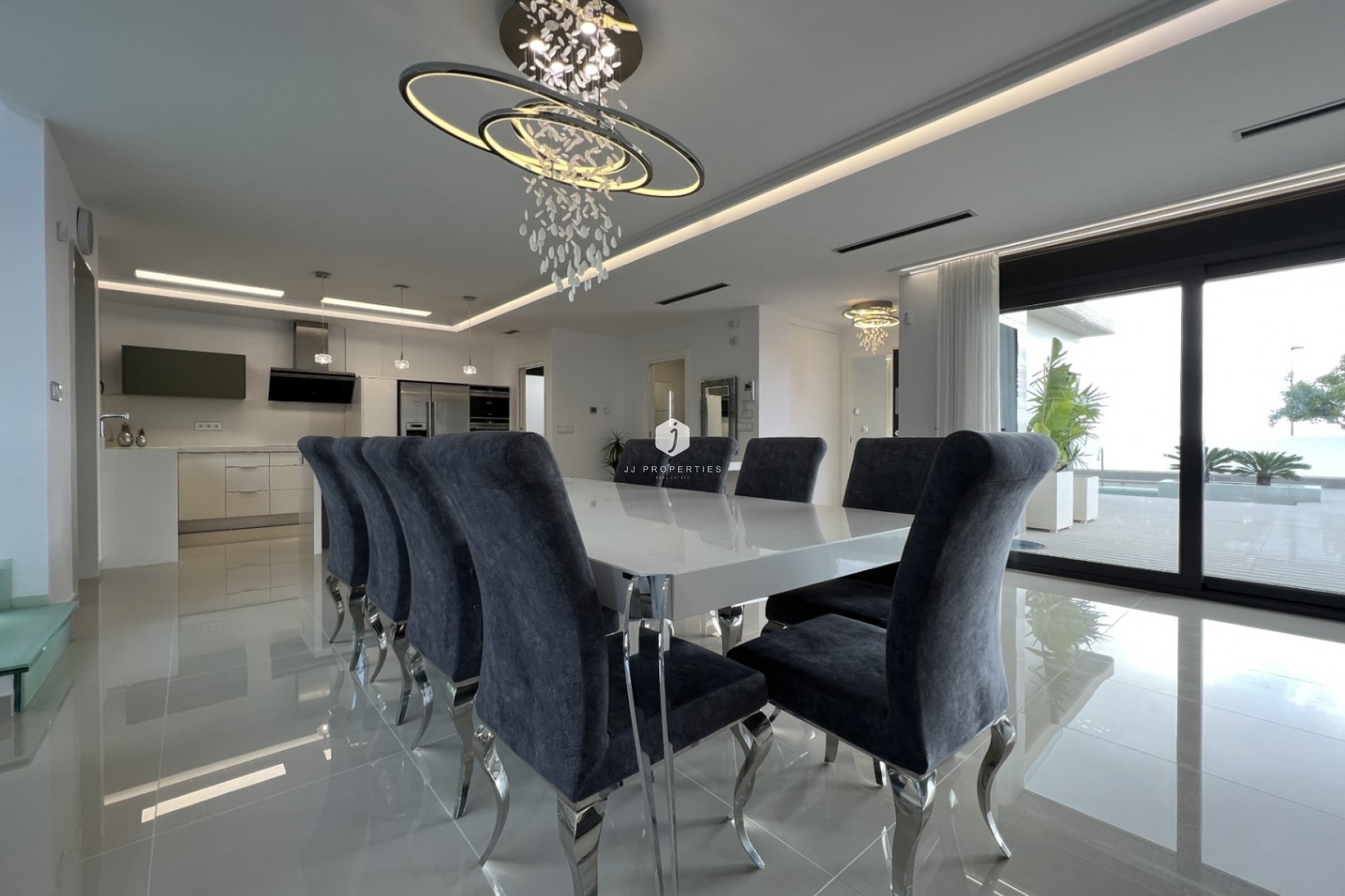 Resale - Villa -
San Miguel de Salinas - Inland